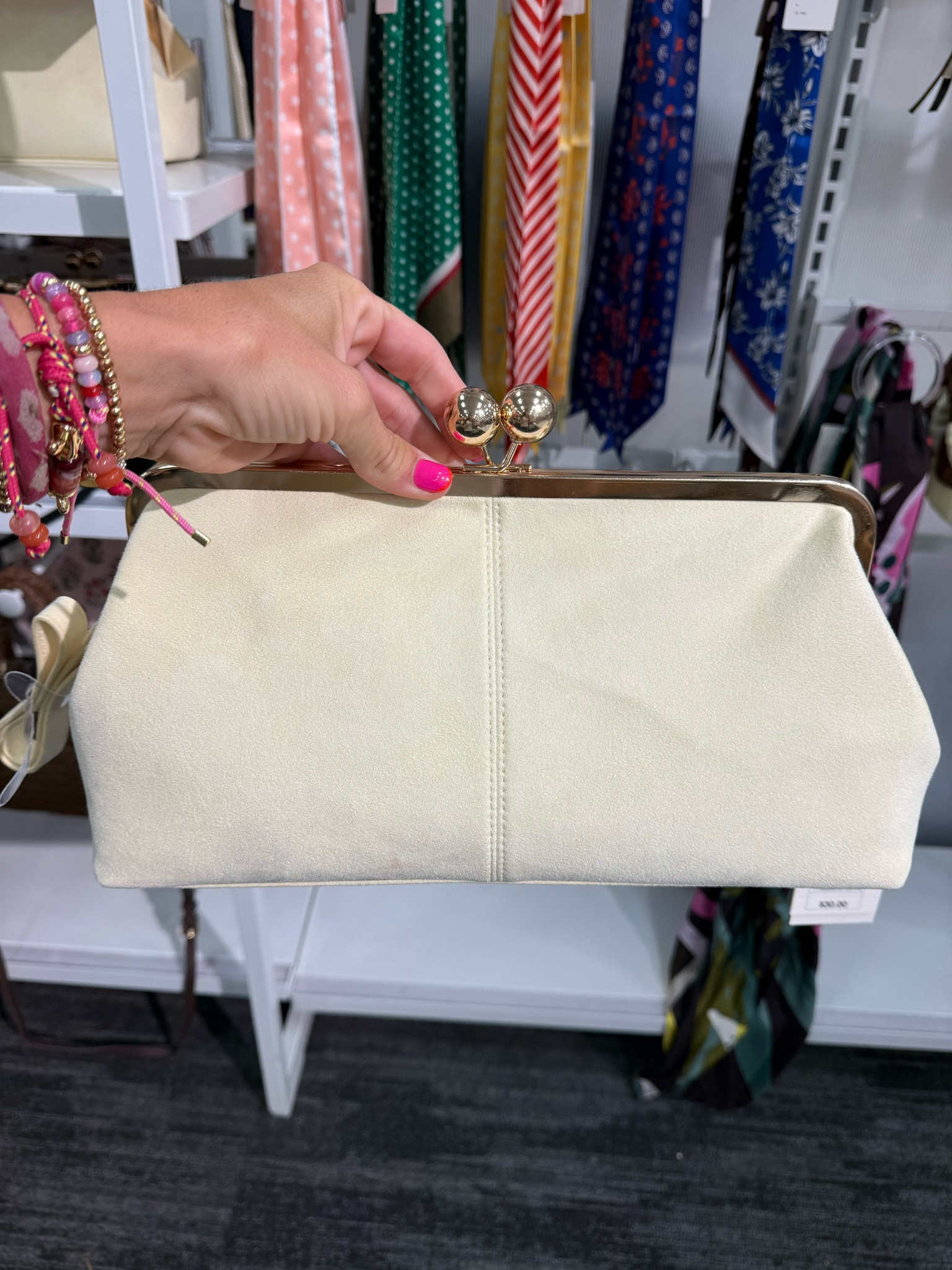 Business casual workwear
Target bags
Totes for teachers 
Bag charms 
Target outfits

#LTKmomlife #LTKTravel #LTKWorkwear