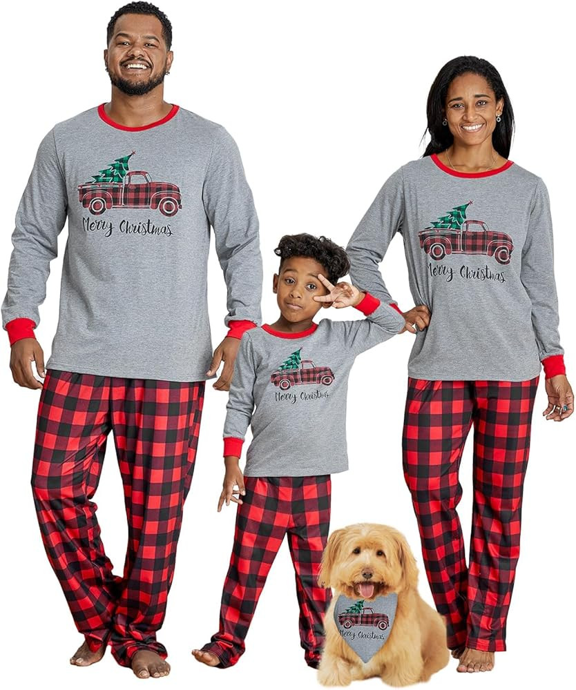 IFFEI Family Christmas Pajamas Matching Sets PJ's Sleepwear Printed Top and Plaid Pants with Pock... | Amazon (US)