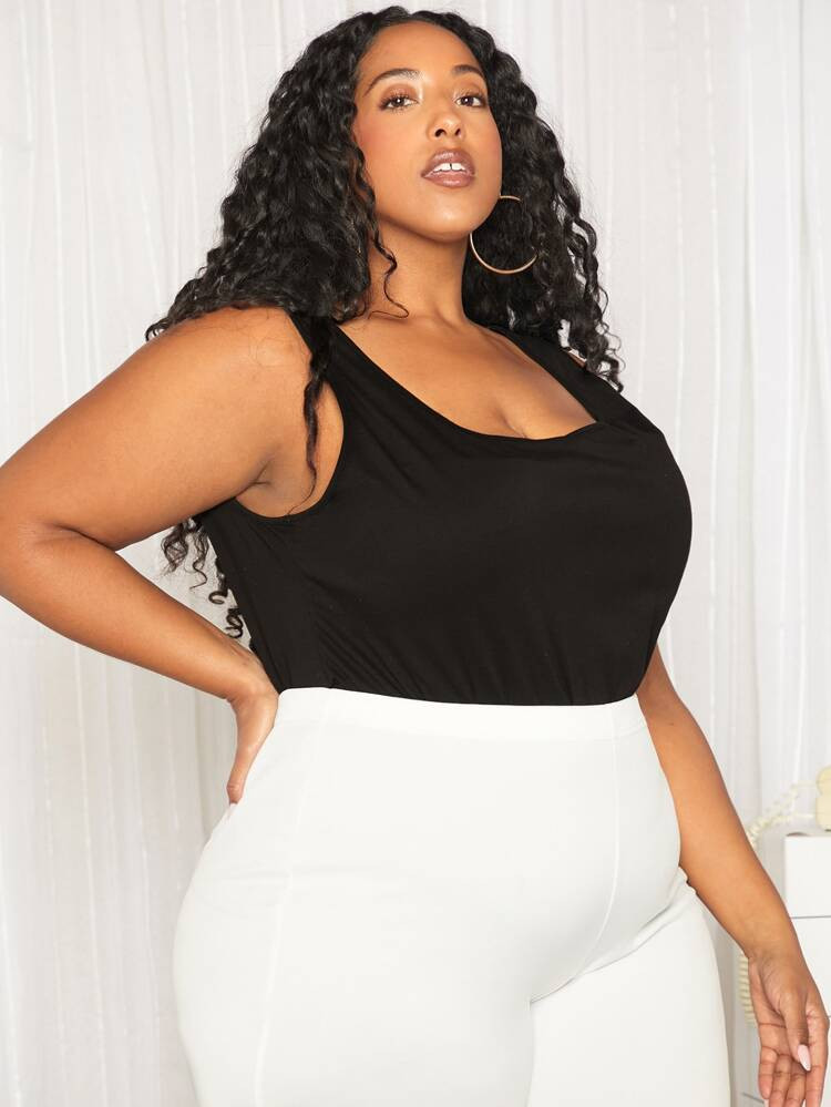 SHEIN FIT+ Plus Solid Scoop Neck Tank Top | SHEIN