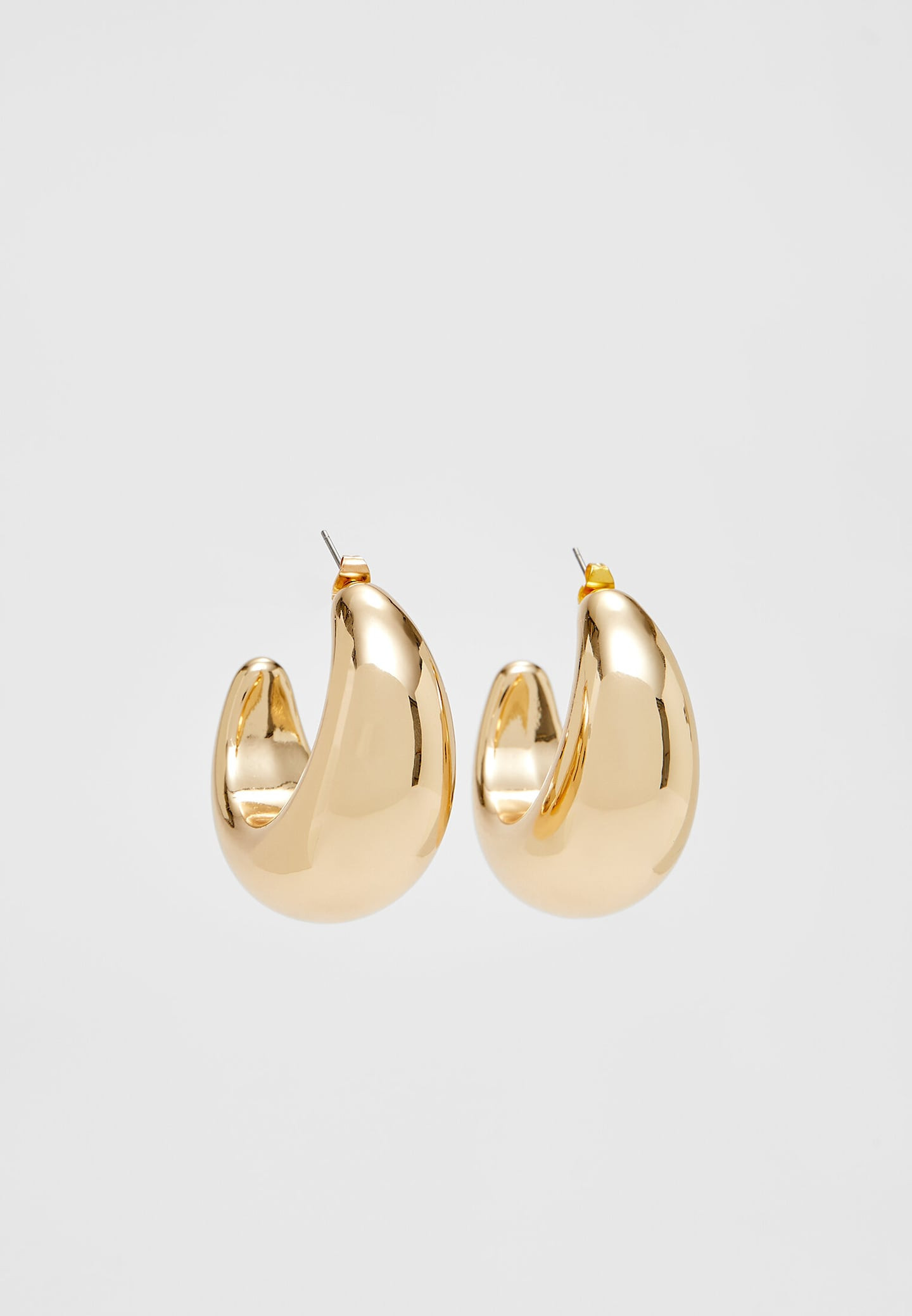 Wide hoop earrings | Stradivarius (UK)