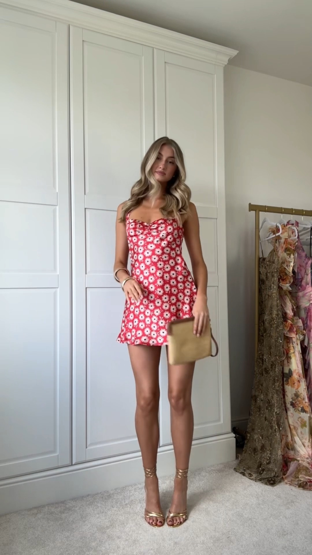 Zara mini dresses!! 🥰 i’m wearing an xs in everything and an s in the green! 
