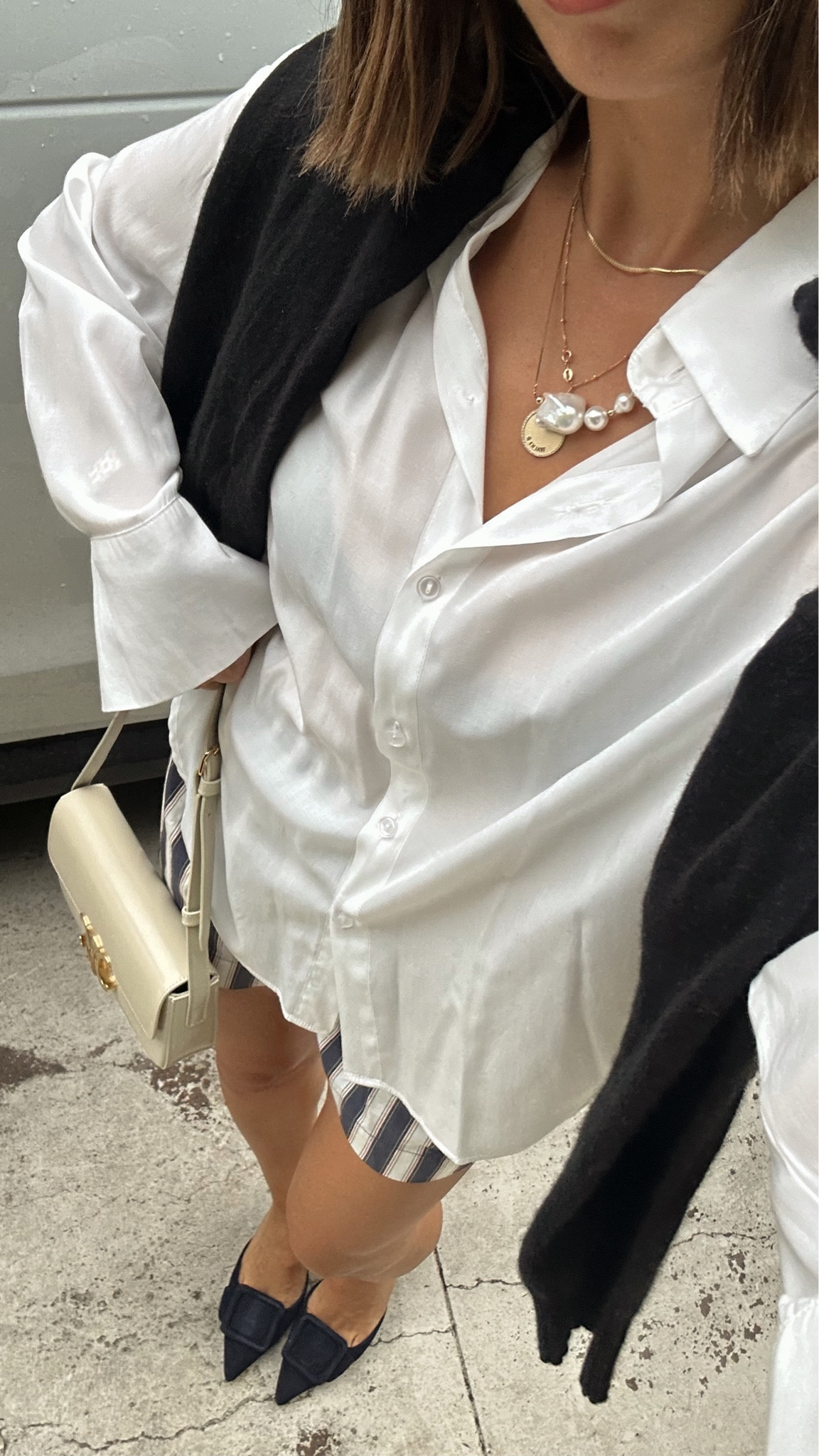 Shorts - small
Short - small
Shoes - 37.5

Linked a dupe for the Manolos