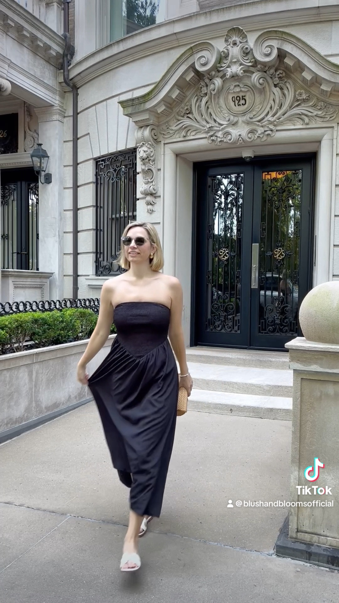 Casual black strapless dress. Amazon find. Amazon fashion. 
.
.
.
…. 

#LTKFindsUnder100 #LTKStyleTip #LTKVideo