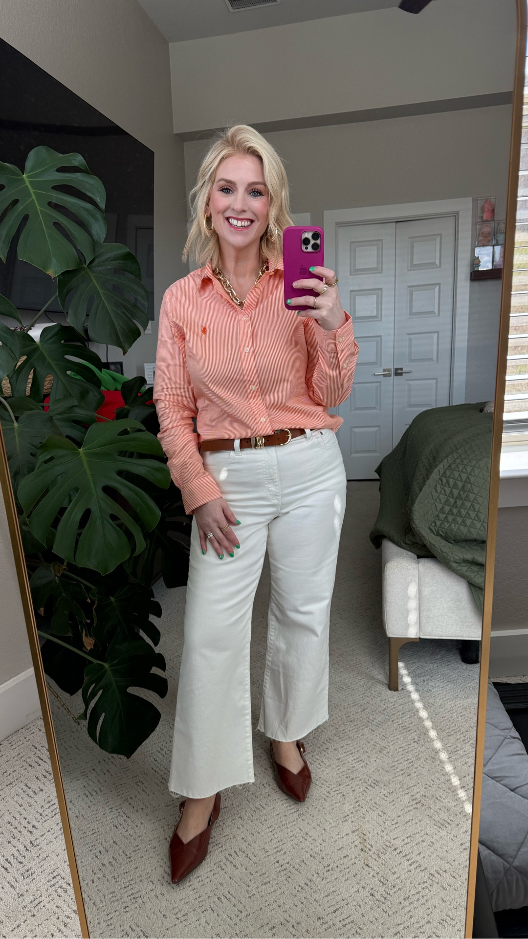 St. Patty’s Day but make it chic 🍀 Skipping the obvious green and leaning into this soft orange moment for a subtle nod to my Irish roots 🧡 Paired it with crisp white denim and classic neutrals for a look that feels polished, fresh, and totally wearable beyond the holiday. 

#LTKWorkwear #LTKMidsize #LTKootd