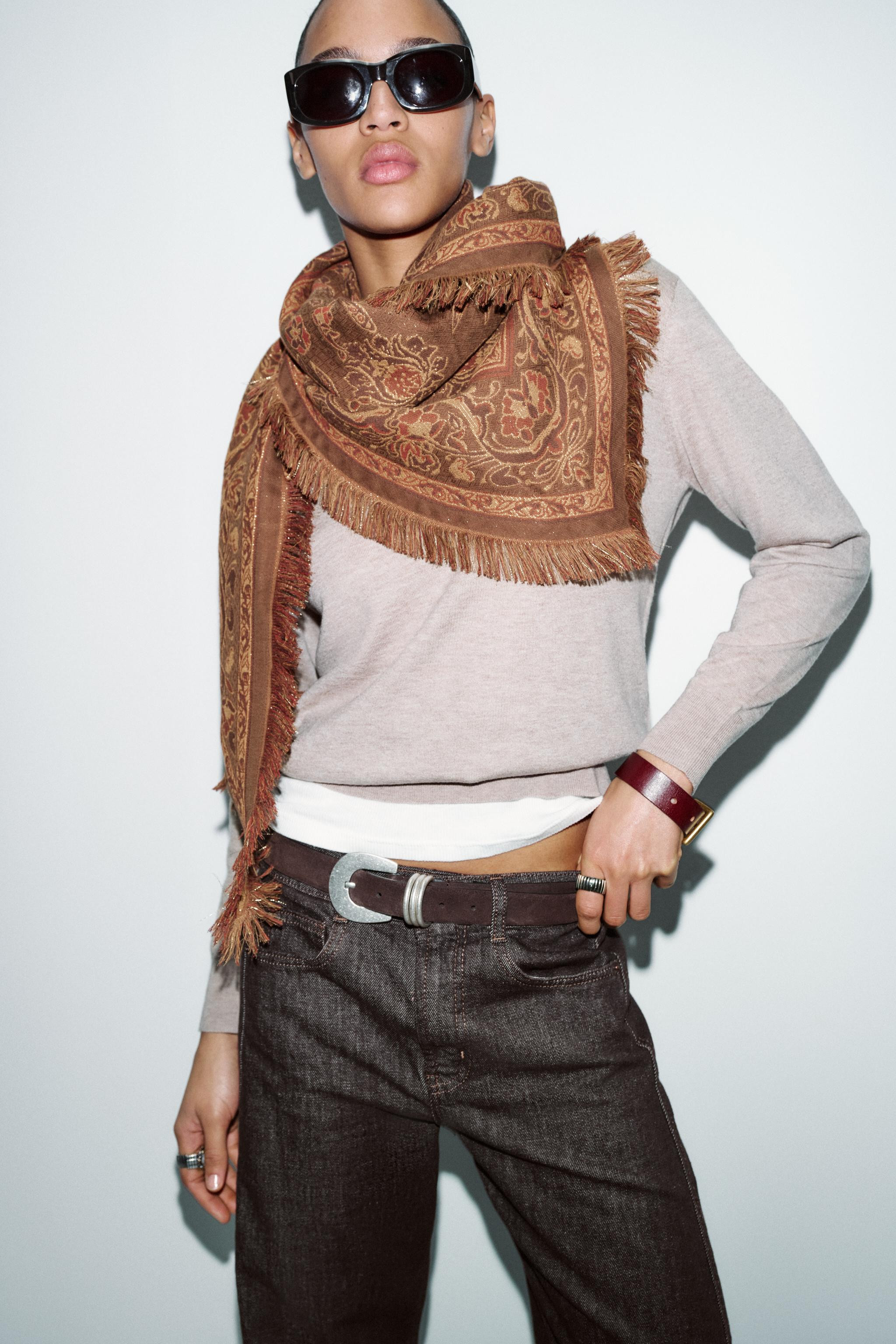 JACQUARD TRIANGULAR SCARF | Zara US