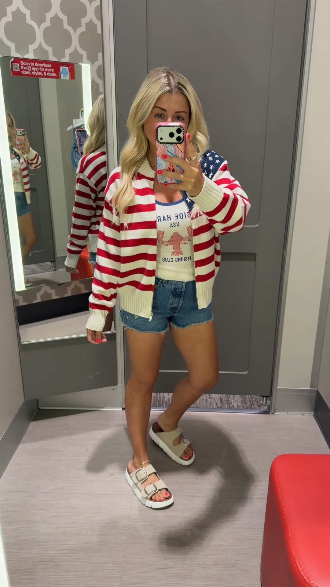 @Target red white and blue outfit✨
Jacket m
Tank xs
Levi denim shorts 27
Sandals tts
4th of July