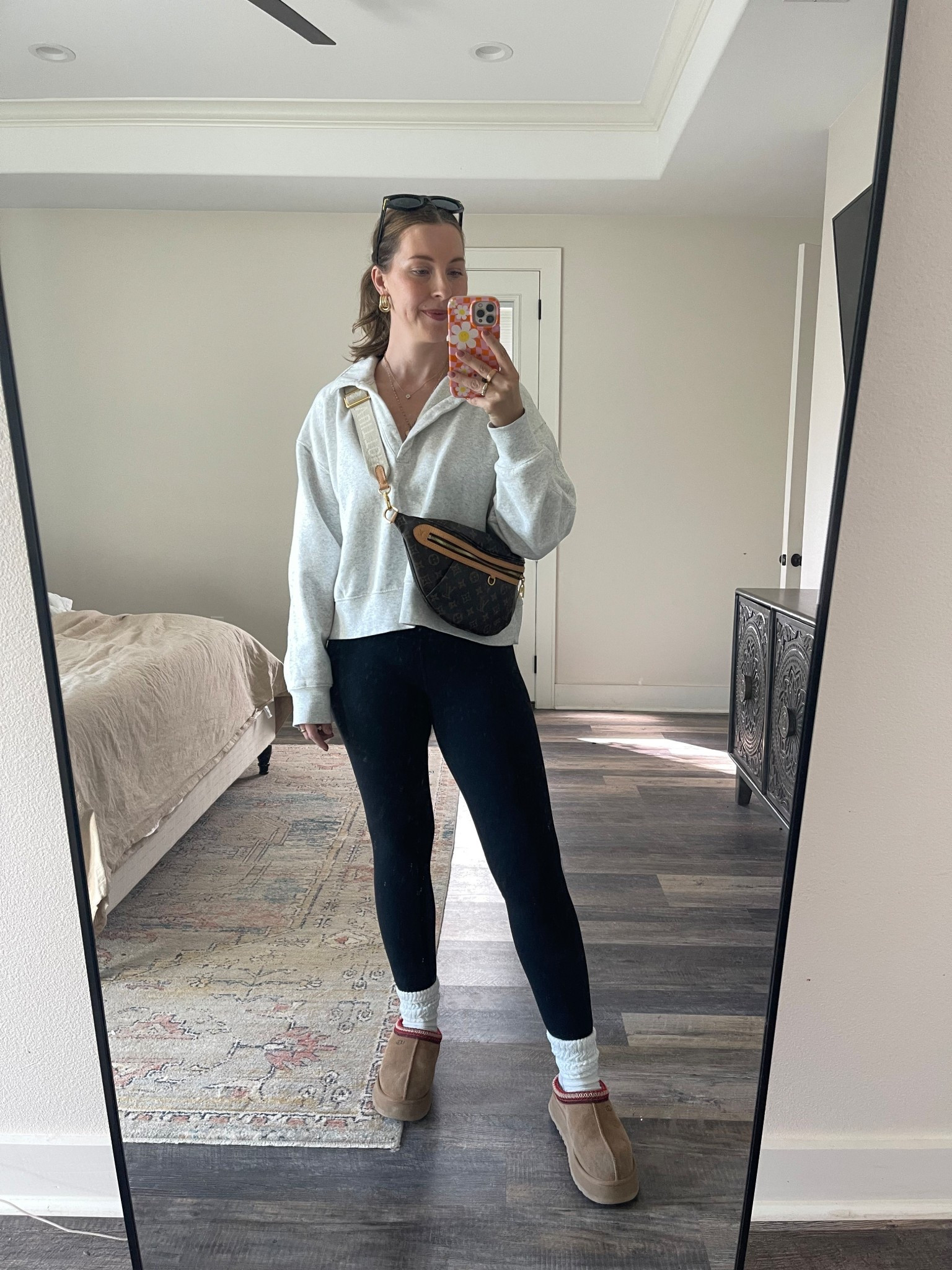 Stay at home mom ootd

#LTKHoliday #LTKHalloween #LTKGiftGuide