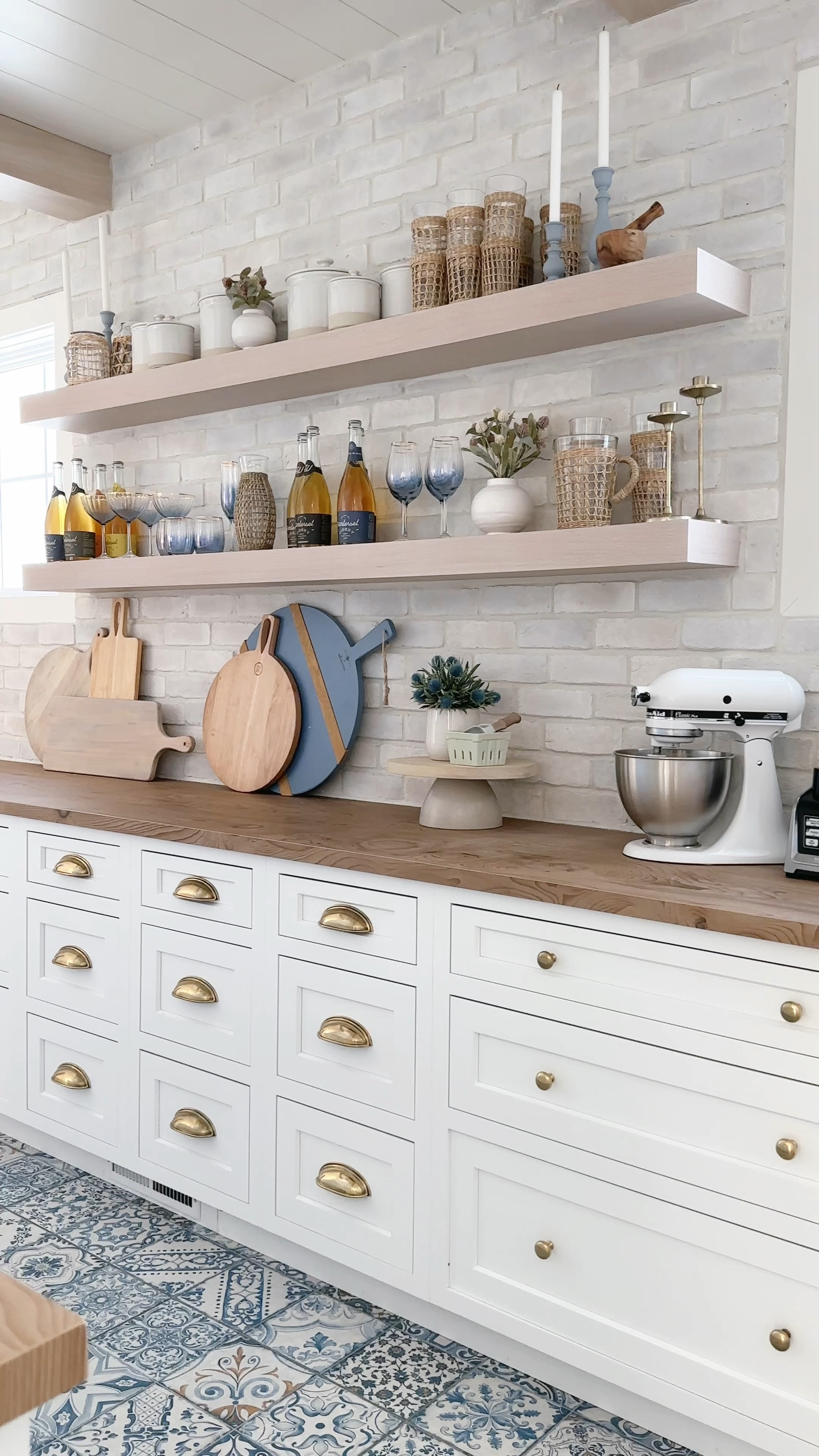 Pantry decor and small appliances - beautiful toaster and knife set from Walmart - Walmart home - target home decor - cutting boards - coastal farmhouse style - kitchen design and decor - cabinet knobs and pulls 

#LTKHome #LTKStyleTip #LTKVideo