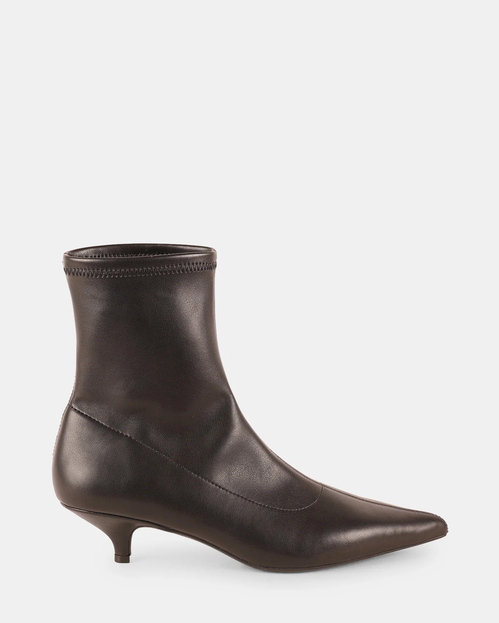 EDGEE Black Pointed-Toe Ankle Booties | Women's Designer Booties | Steve Madden (Canada)
