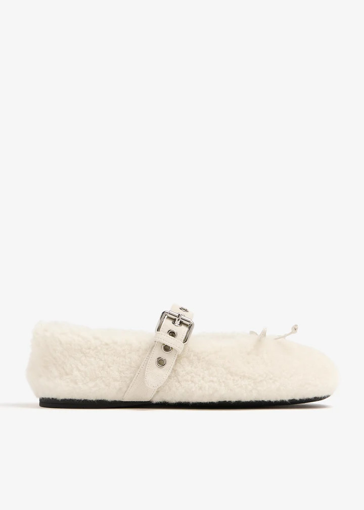 Shearling ballerinas | Level Shoes Global