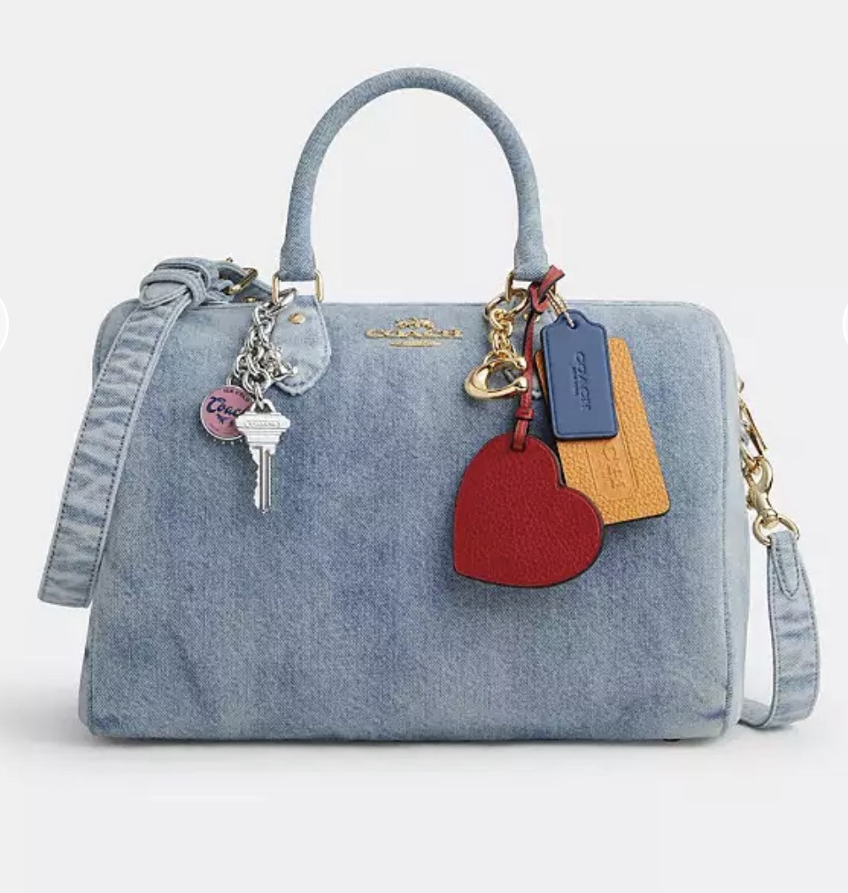 ❤️COACH OUTLET DROP❤️ The perfect denim bags for Spring/Summerr