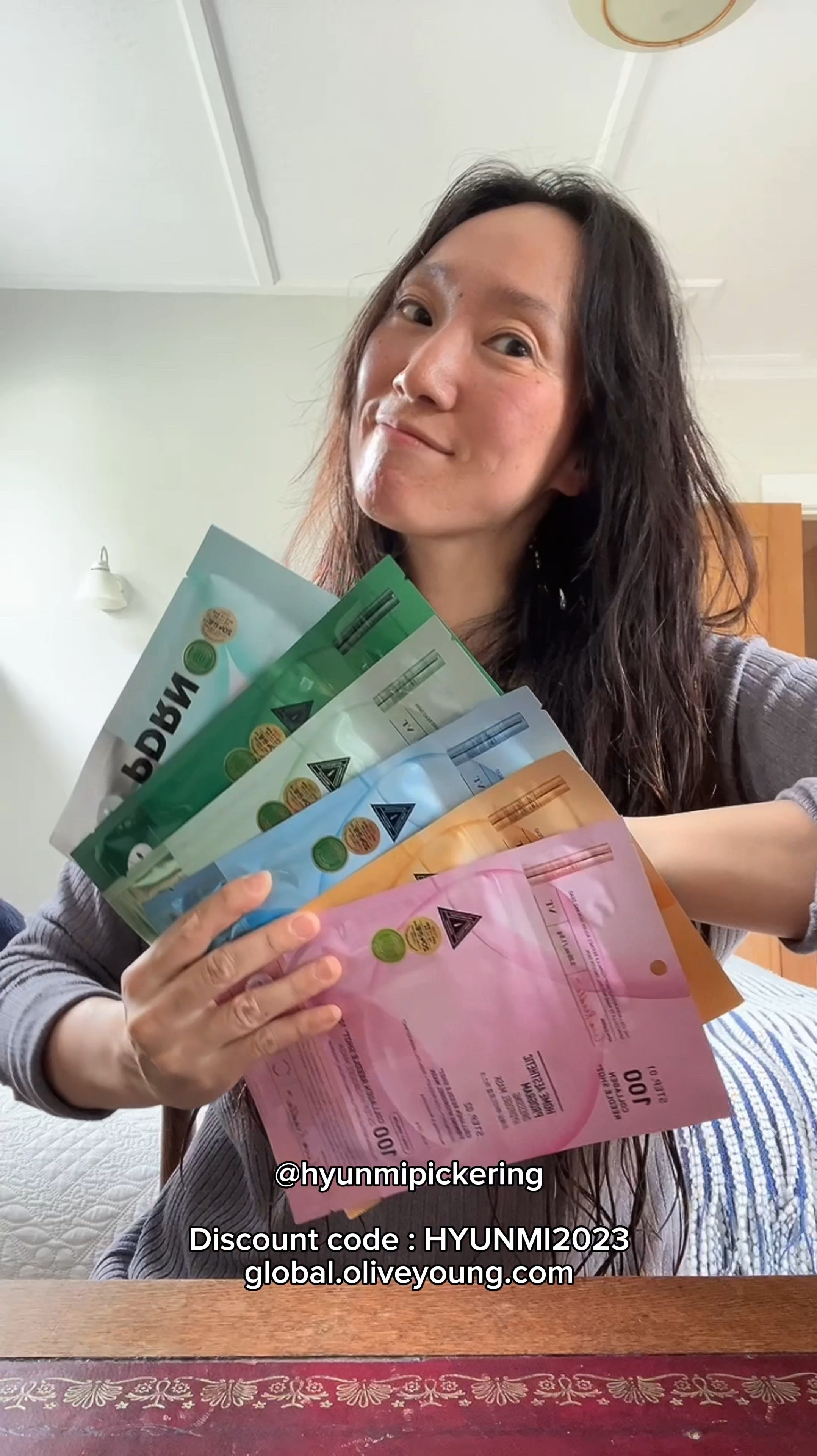 Discount code : HYUNMI2023
Worldwide Shipping✈️

#LTKFindsUnder100 #LTKOver40 #LTKBeauty