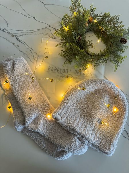 This Barefoot Dreams set is so good! It’s soft and warm. It’s currently on sale for less than $60 and free shipping! Makes a great gift for anyone! @qvc #loveqvc #ad

#LTKsalealert #LTKHoliday #LTKGiftGuide