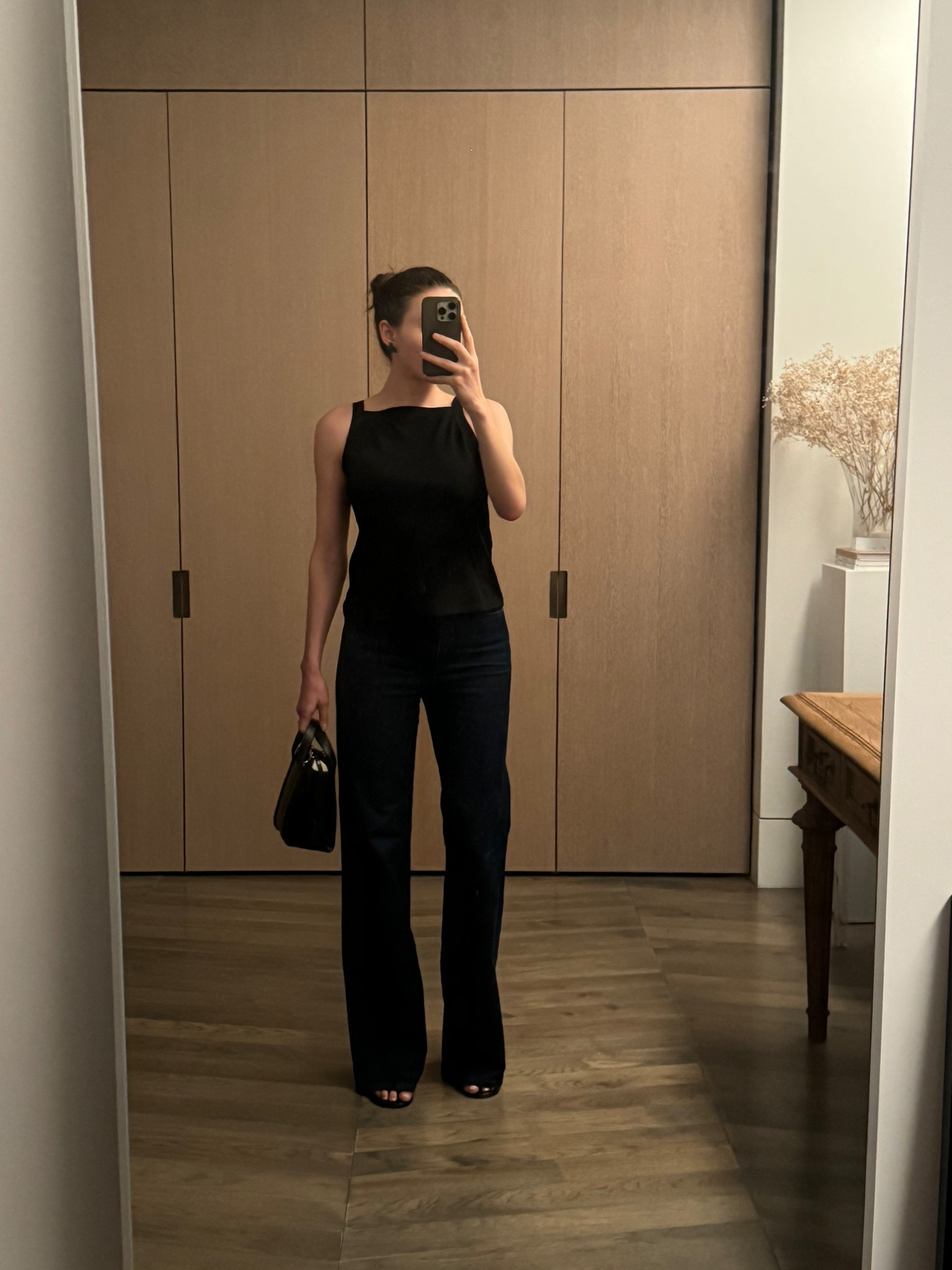 Tank is true to size (I’m in a small) and jeans have some stretch so I sized down to 25

#LTKShoeCrush #LTKStyleTip #LTKItBag