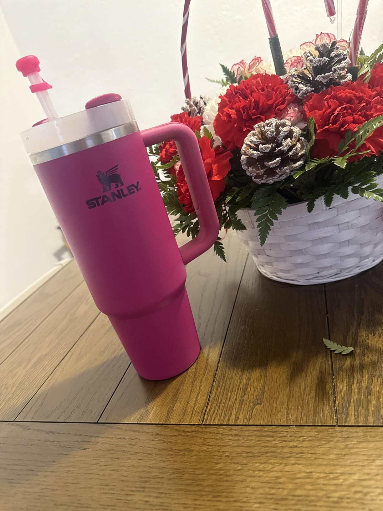 STANLEY Quencher H2.0 Tumbler with Handle and Straw 40 oz | Flowstate 3-Position Lid | Cup Holder... | Amazon (US)