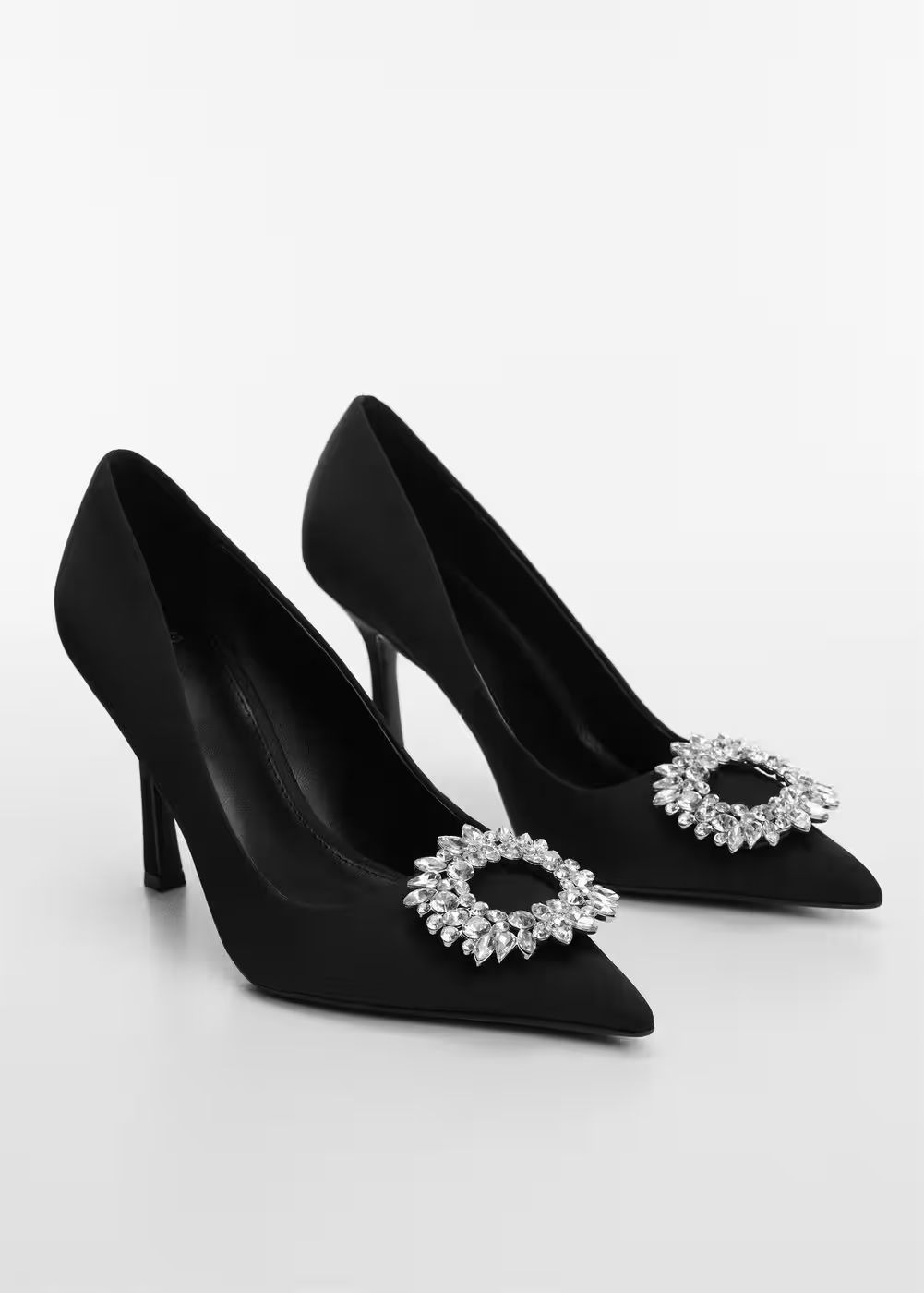 Search: Jewel heel shoe (3) | Mango USA | MANGO (US)