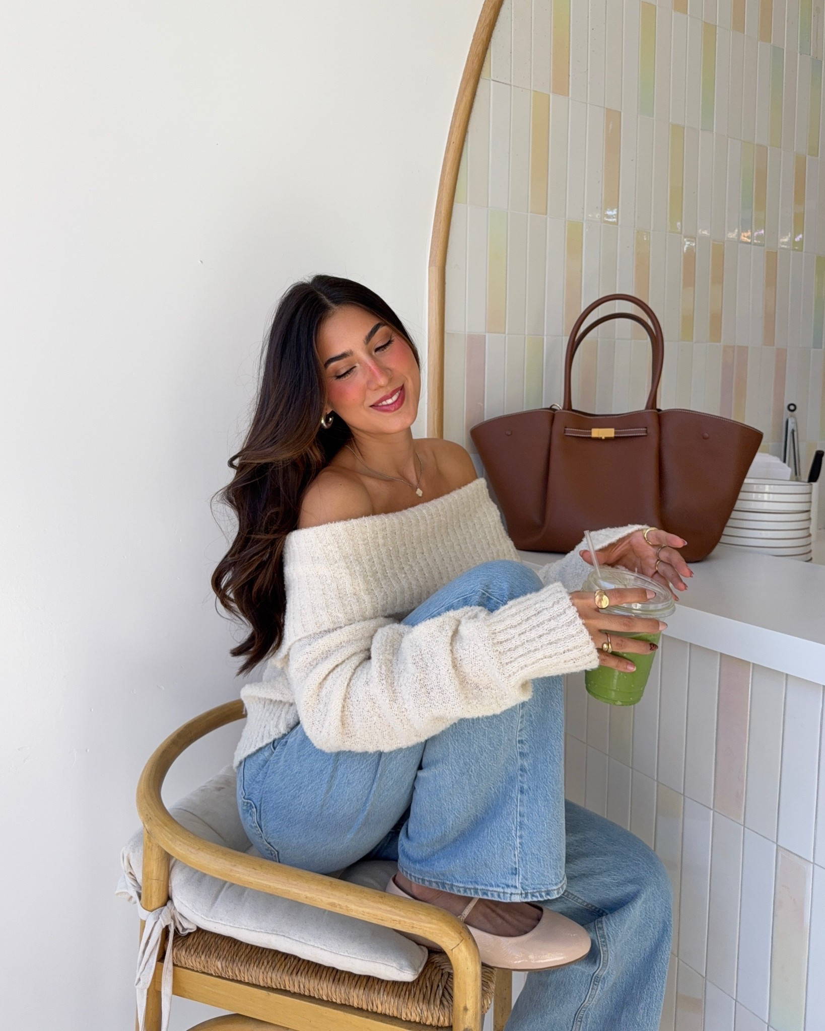 Easy, girly, cozy fall outfit to try 💖🤍🍁☕️

#LTKBeauty #LTKStyleTip