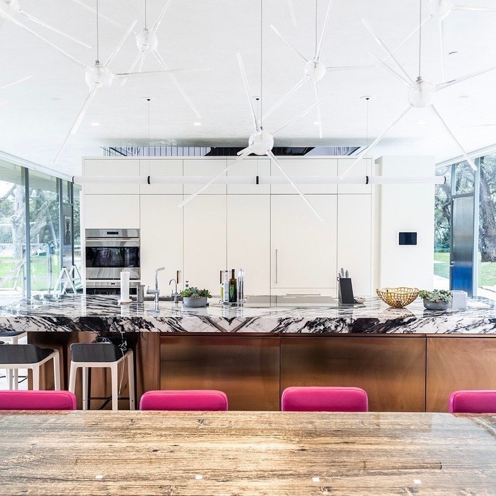 Modern and minimalistic kitchen organization 💕

Tip Tuesday: Using clear drawer dividers, bins, risers and simple labels help keep the family organized in every category.
•
•
•
#shaiorganized #professionalorganizer #konmariconsultant #konmarimethod #atx #kitchenorganization #tiptuesday