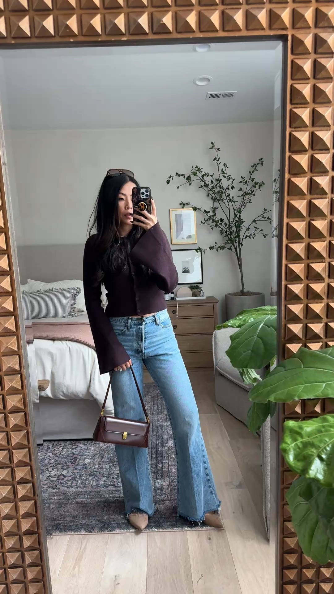 Top - medium
Denim - 27
Flats - TTS 8.5

Fall transitional outfit Nordstrom 
Amazon bag 

#LTKSaleAlert