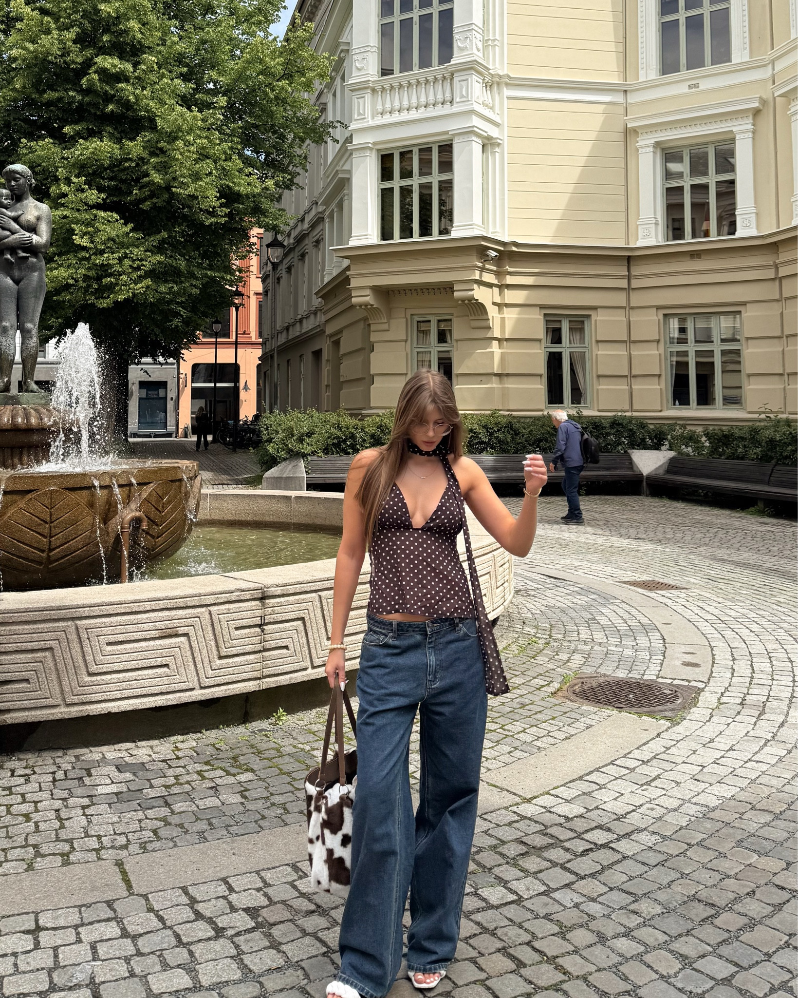 Big pants 🤝 little top 



#LTKSeasonal #LTKStyleTip #LTKSummerEdit