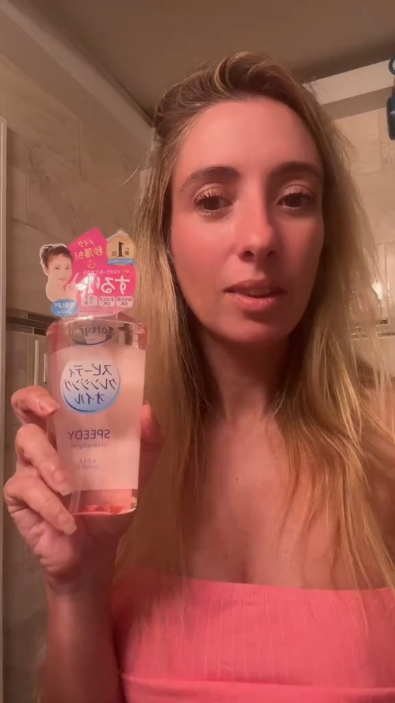 The Speedy Cleanser makes removing makeup so quick and easy. Get yours now on LTK! 

 #LTKgrwm #LTKselfcare #LTKBeauty