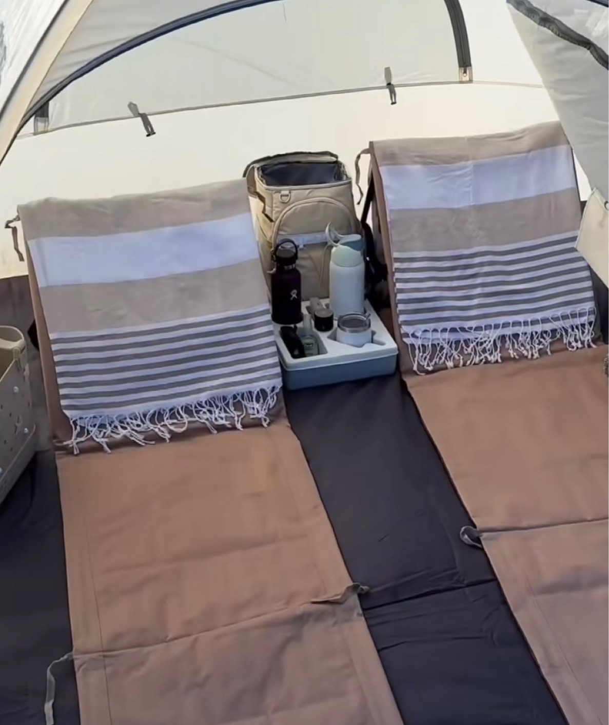 Cutest beige beach lounge chairs! 

#beachloungechairs
#loungechair
#beachlounge

#LTKActive #LTKSeasonal #LTKFamily