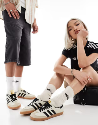 adidas Originals Samba OG trainers in cream and black | ASOS (Global)