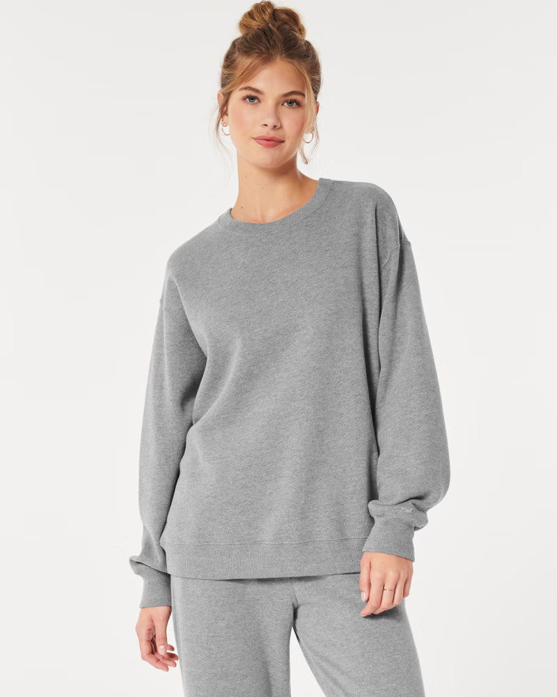 Feel Good Oversized Crew Sweatshirt | Hollister (US)