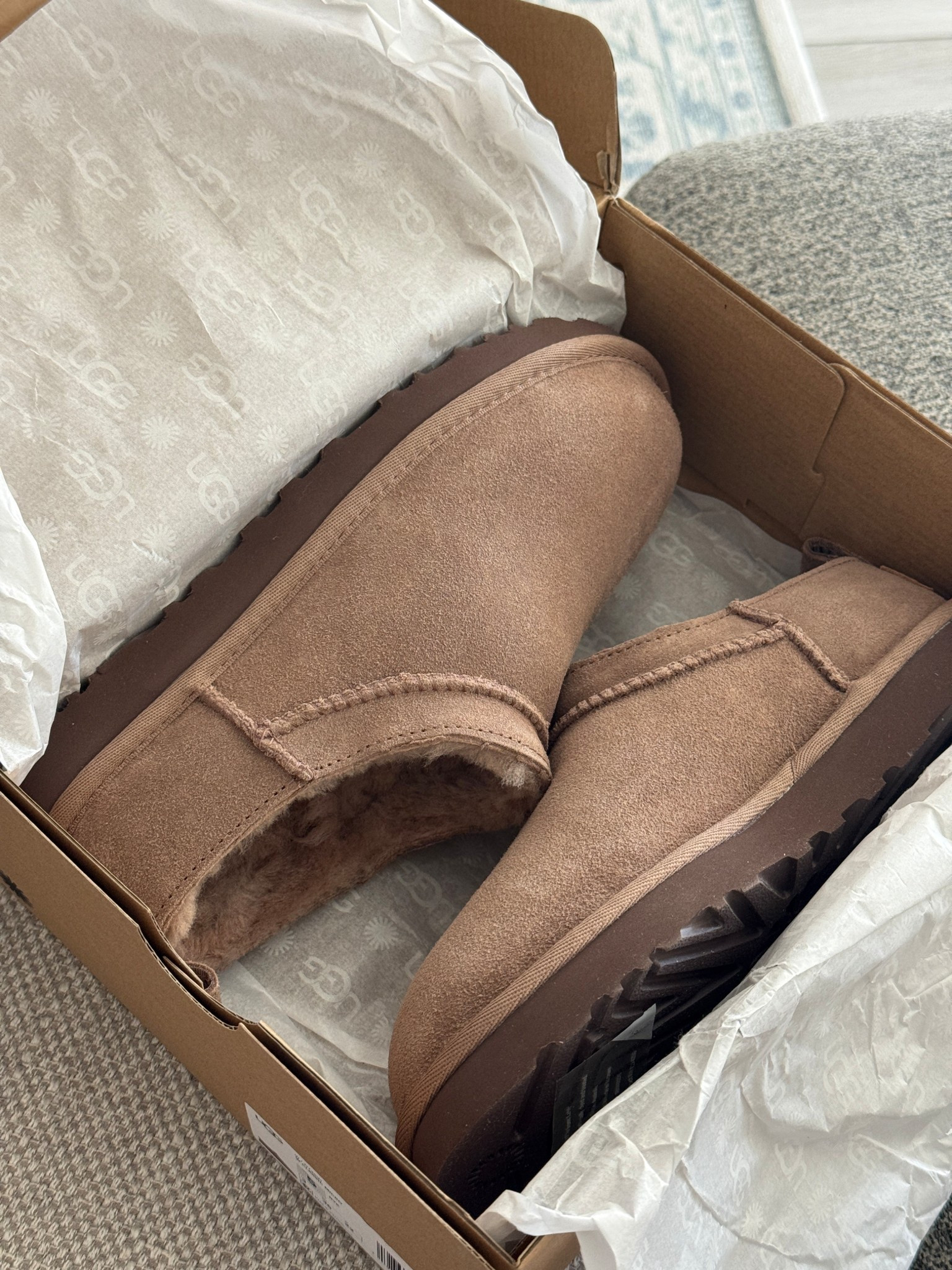 Ugg classic micro in the new Rocky Oak color! Run big, I sized down a full size 


#LTKSeasonal #LTKShoeCrush #LTKFallSale