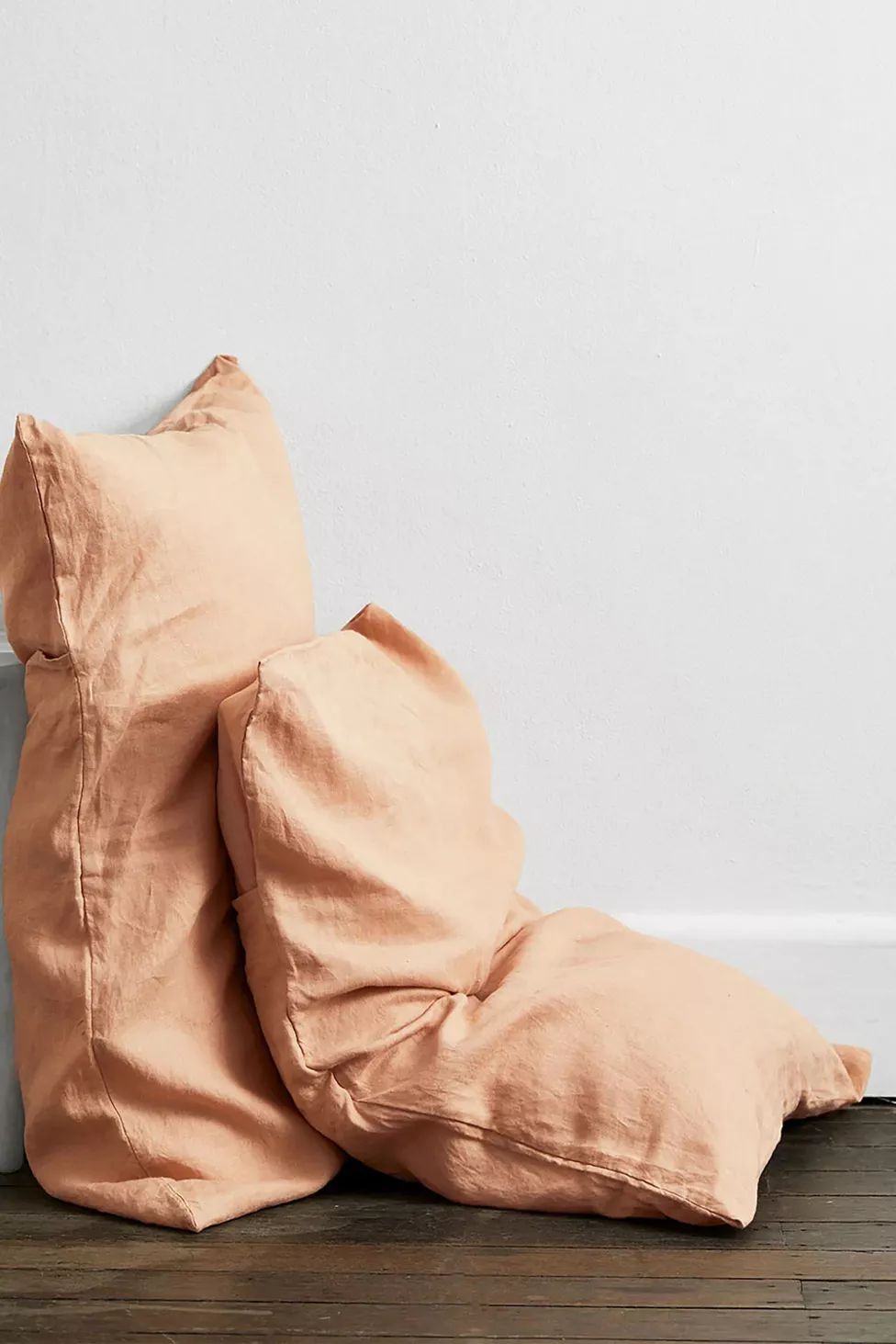 Bed Threads 2-Piece French Flax Linen Pillowcase Set | Urban Outfitters (US and RoW)