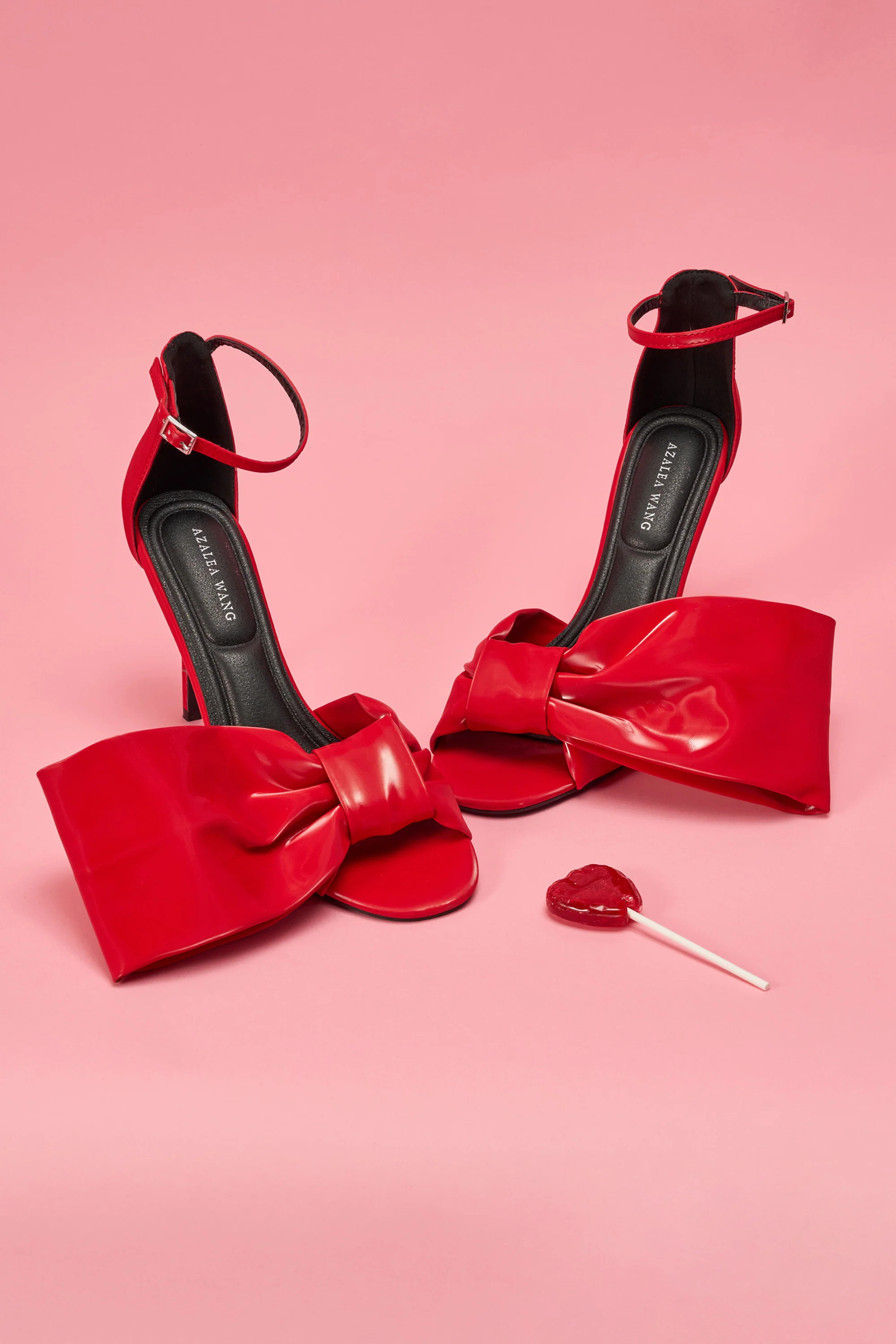 AZALEA WANG LANYIN RED LIQUID LUXE BOW SANDAL | AKIRA
