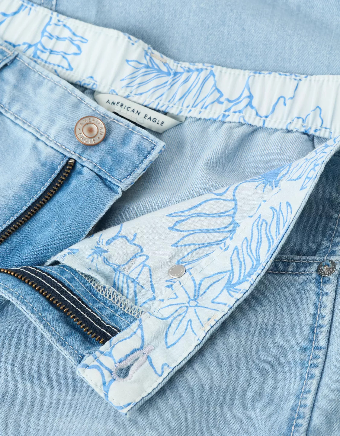AE Low-Rise Beachy Baggy Jean | American Eagle Outfitters (US & CA)