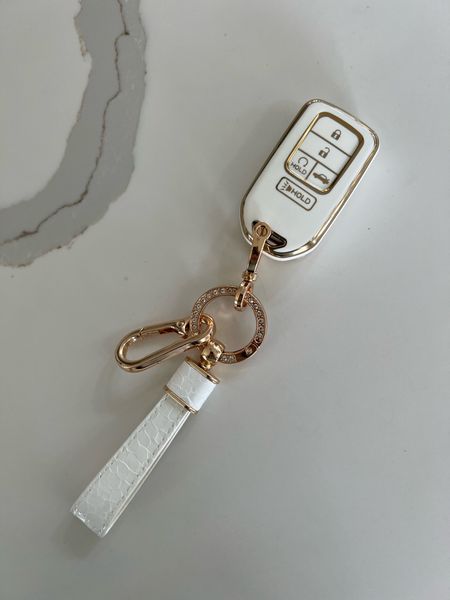 Key fob Cover, keychain Accessories，5 colors key Cover for Honda Pilot Accord Civic etc Smart Key white keychain cover case

#LTKFind #LTKunder50 #LTKstyletip