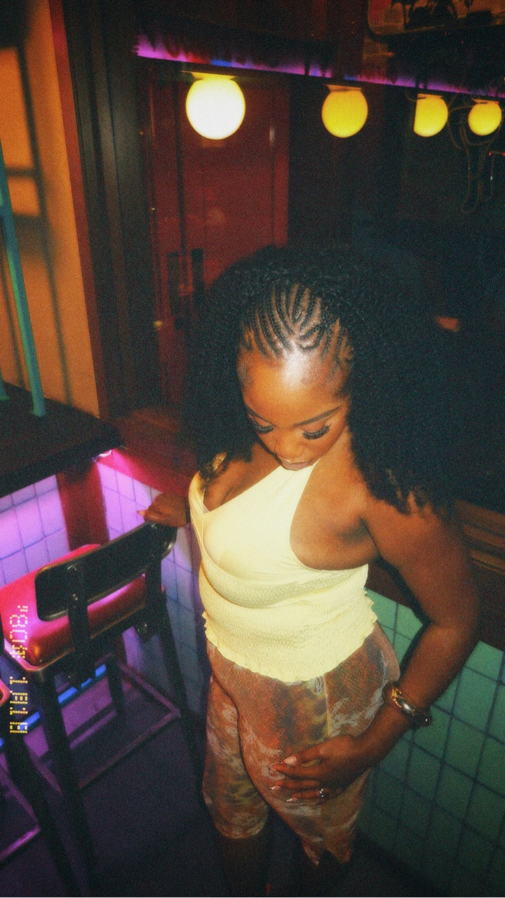 one of the highlights of my summer has been hosting my friends for some unforgettable #Ellavated experiences. these are the people who’ve supported me throughout my content creator journey, so getting the chance to spoil them a little? pure joy 🥺

we definitely had a time at @copacabana_ca’s @lalatina_to nights - this was us the first friday of august 🤩👯‍♀️✨

what’s on the menu?
✨ four indulgent, all-inclusive fiesta-style boards packed with everything you crave late at night - think meat, seafood, and tacos galore.
✨ all you can drink cocktails + shots too! (i know 😭👌🏾)

if you love dinner with a side of live entertainment (like me 🤪), this spot is 100% worth checking out. @lalatina_to happens every friday from 9:30 pm 🥂👌🏾

📍 Copacabana Brazilian Steakhouse
150 Eglinton Ave E, Toronto, ON M4P 1E8

#torontoblogger #torontolifestyleblogger #torontoliveentertainment #thingstodointoronto #yyzdateideas #torontorestaurants

#LTKcanada #LTKstyletip #LTKsummer