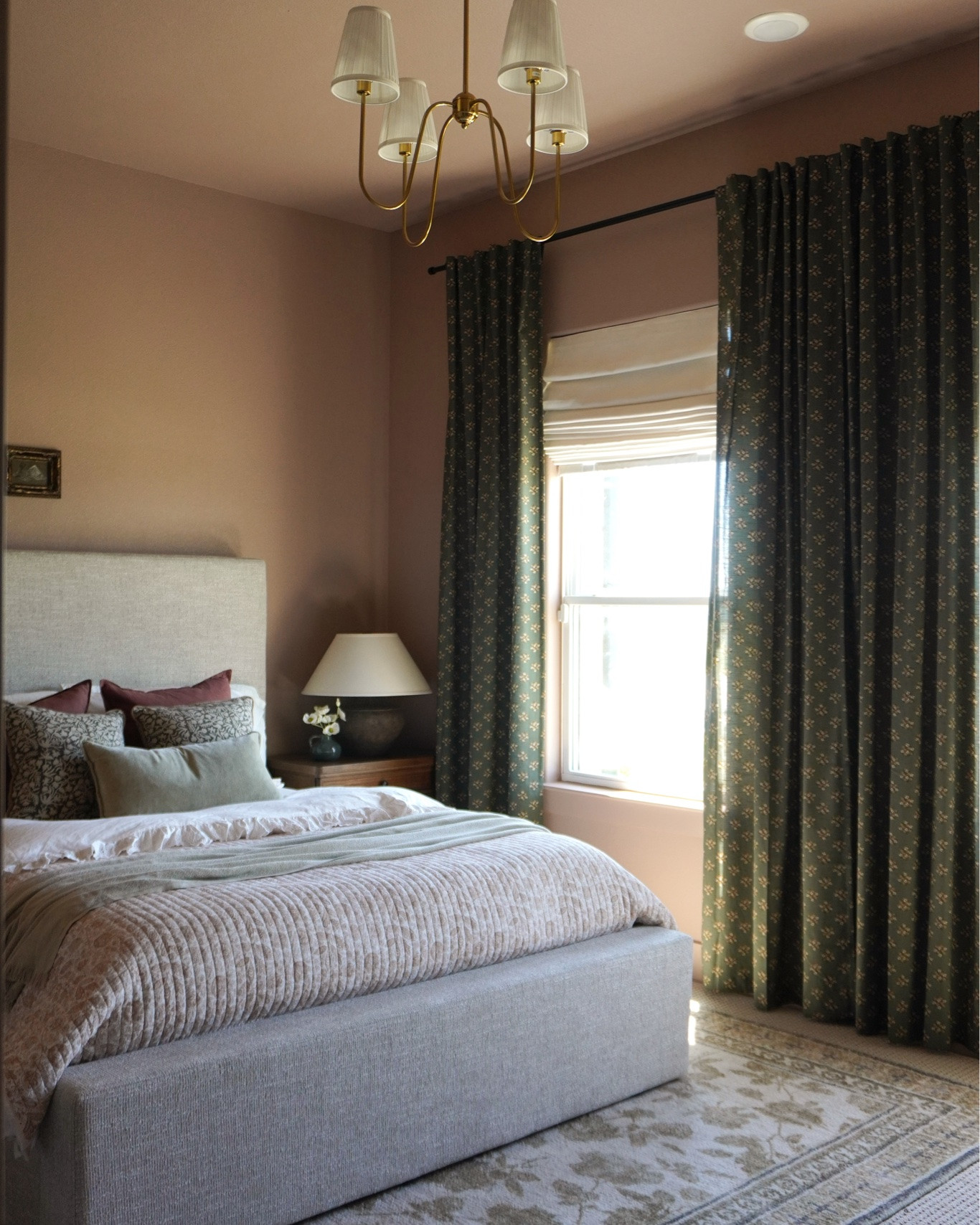 Guest bedroom reveal!!! 

The patterns, the colors… just so in love with everything!! 

#girlsroom #bedroominspo girls bedroom, home decor, bedroom decor finds

#LTKHome #LTKSaleAlert