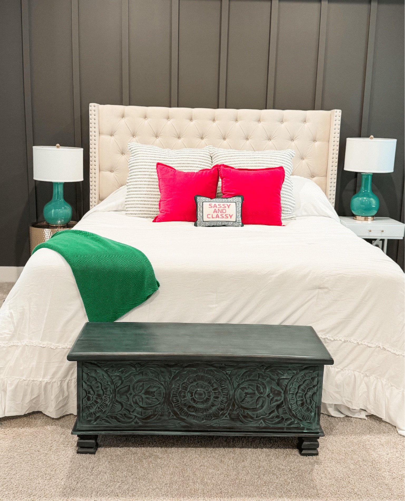 Loving my upholstered bed from Amazon 😍 

#LTKHome #LTKStyleTip