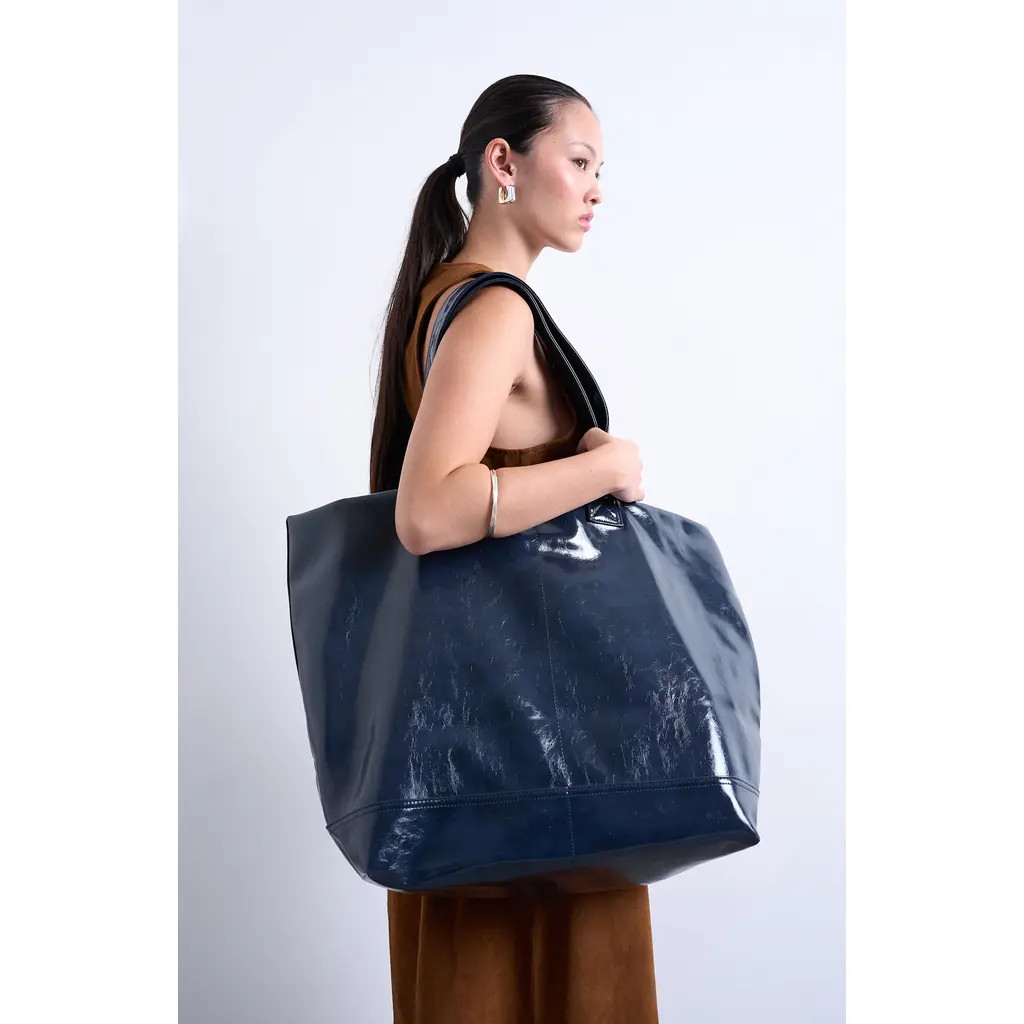 Topshop Crinkle Faux Leather Tote in Navy at Nordstrom | Nordstrom