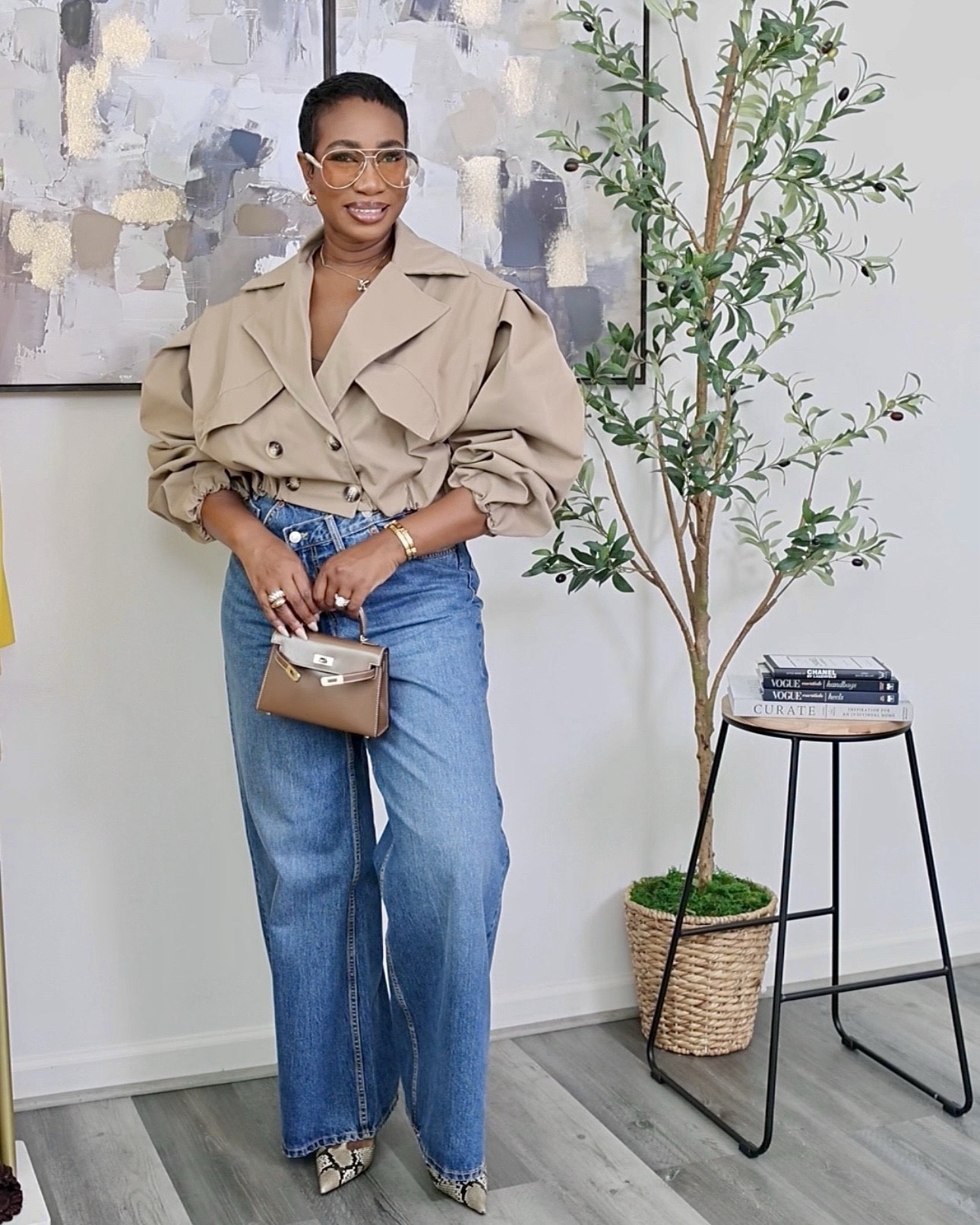 Are you team beige or team green cropped trench? They so cute and perfect for fall.
Size S/M trench 
Size medium bodysuit 
Size 10 pants




#LTKStyleTip #LTKFindsUnder100 #LTKSeasonal 