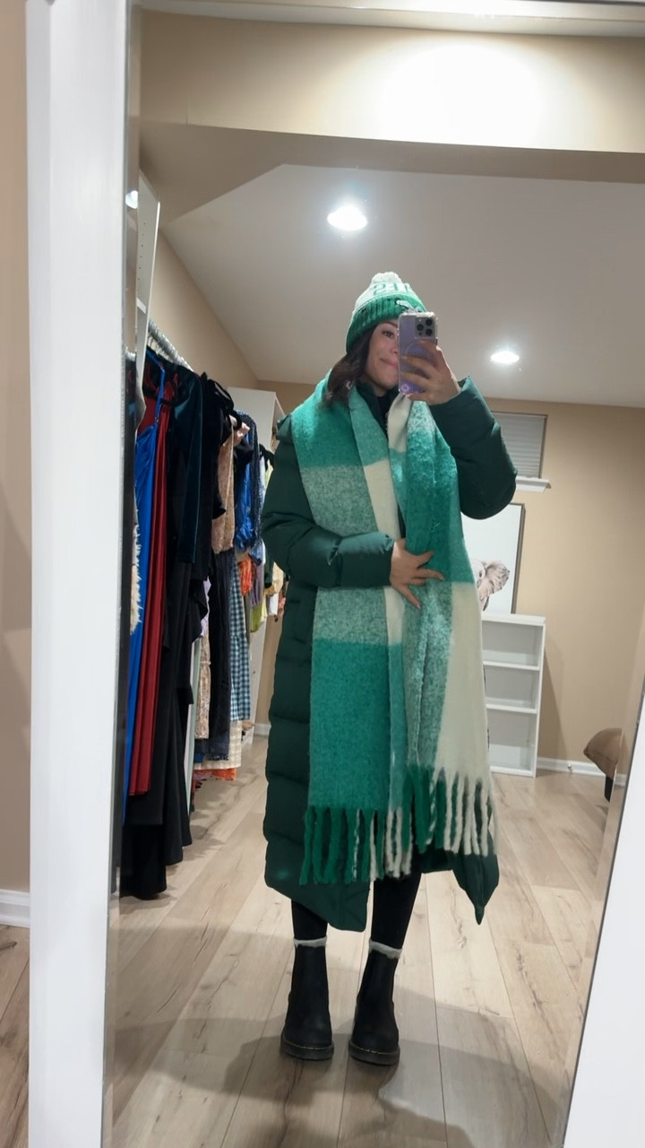 My fav winter doc marten boots (with fur inside!!) are on sale for $117 right now!!! My fav purchase thus far this winter 

#LTKShoeCrush #LTKGiftGuide #LTKSaleAlert