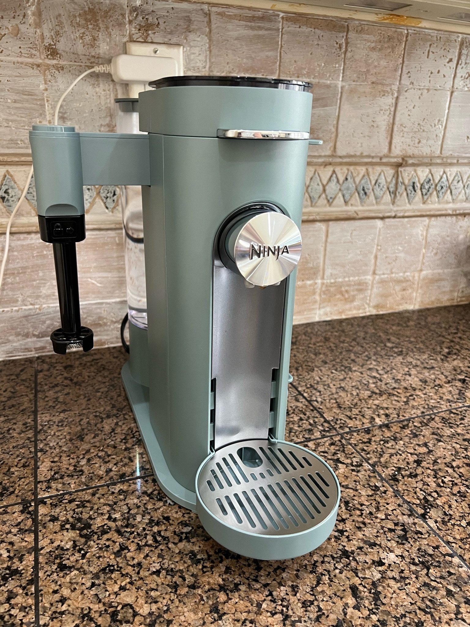 Ninja coffee maker 

#LTKSaleAlert #LTKHome
