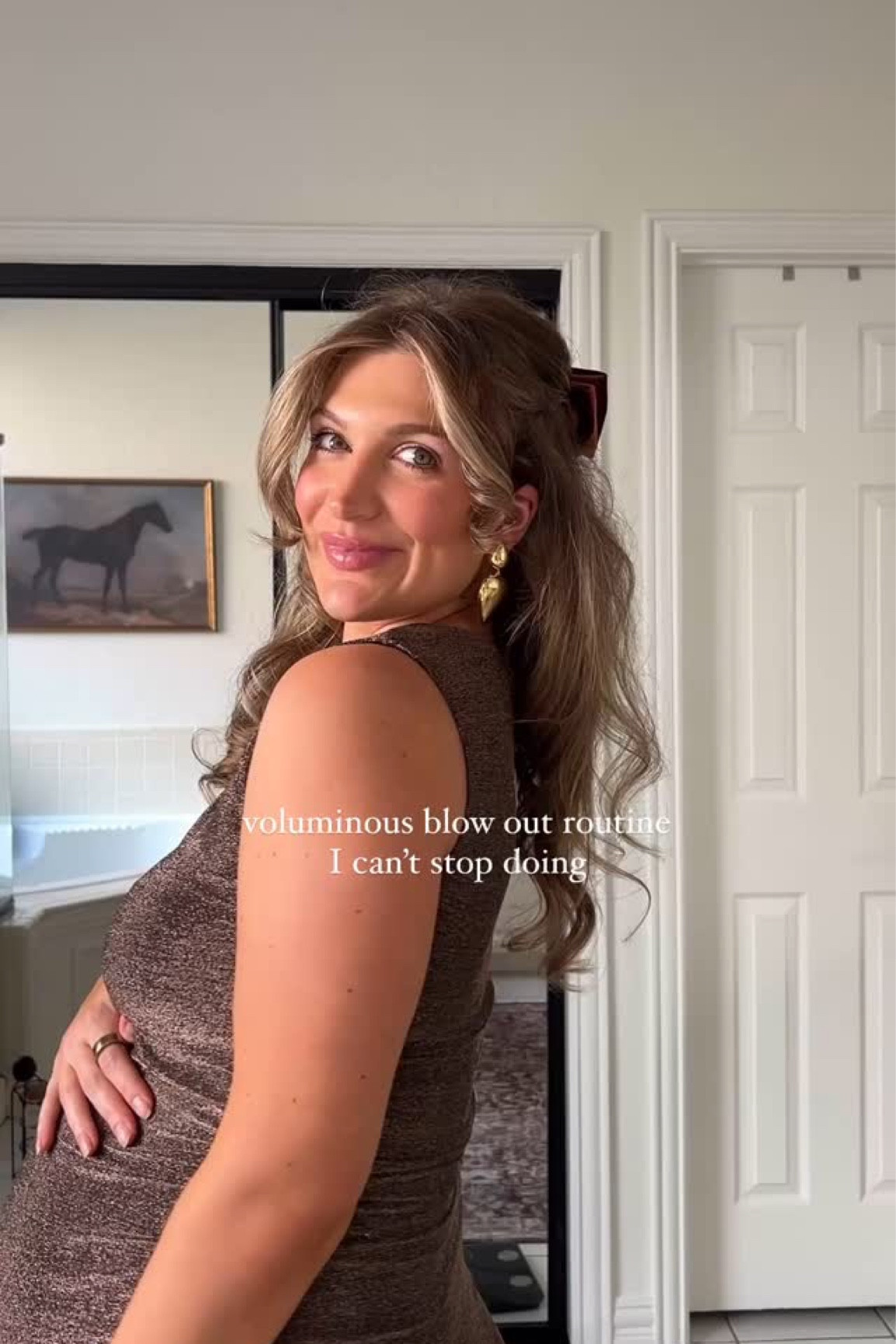 Voluminous hair blow out routine 🎀💇‍♀️ holiday hair you could do for NYE too! 

I curl the bottom half towards my face and the top half away from my face for ultimate volume! 


#LTKParties #LTKBump #LTKBeauty