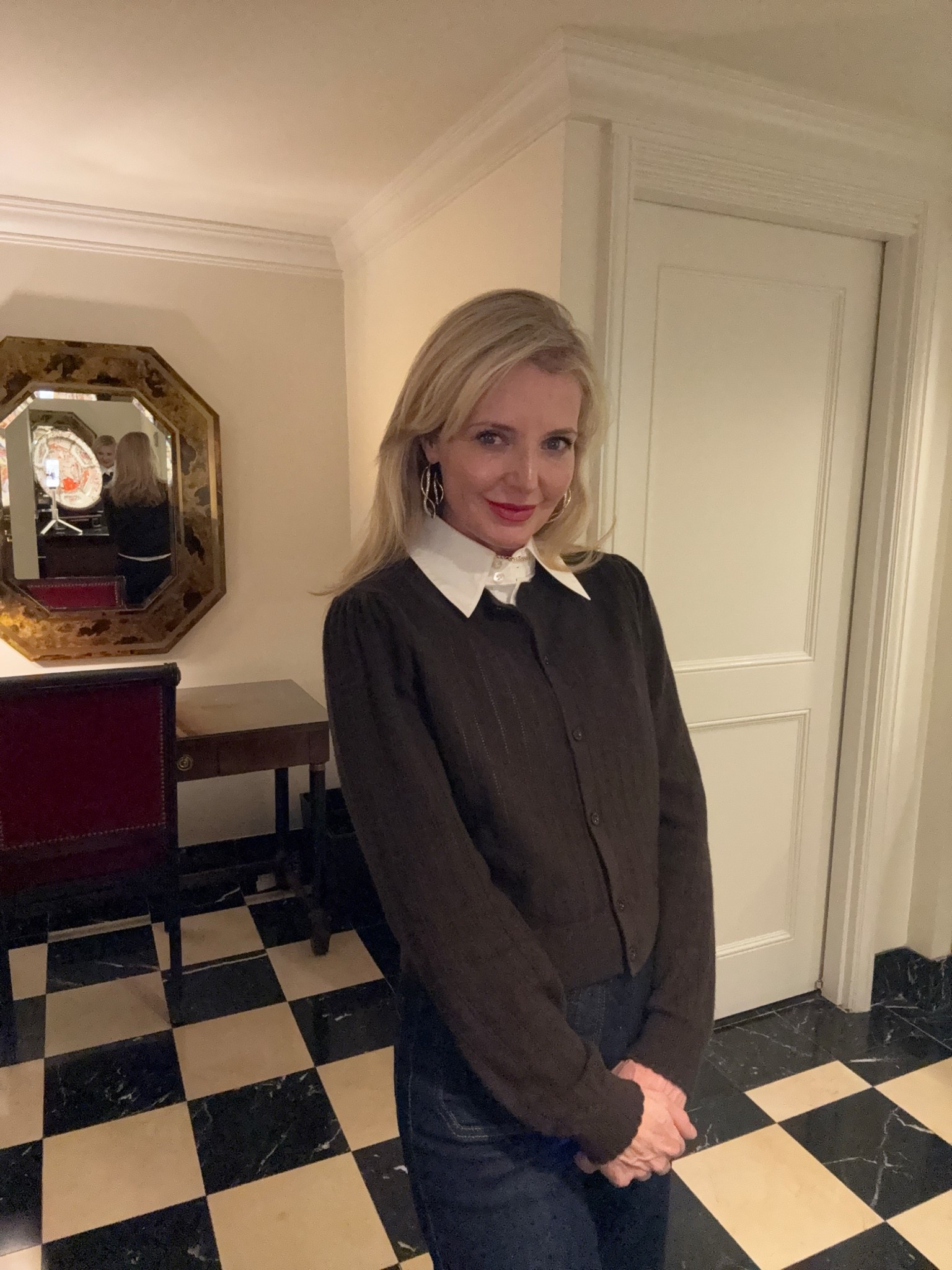 Love, love, love this lightweight cashmere chocolate brown sweater 😍 it’s so easy to dress up or down and I can see myself wearing it in any season. 

#LTKSaleAlert #LTKOver40 #LTKSeasonal