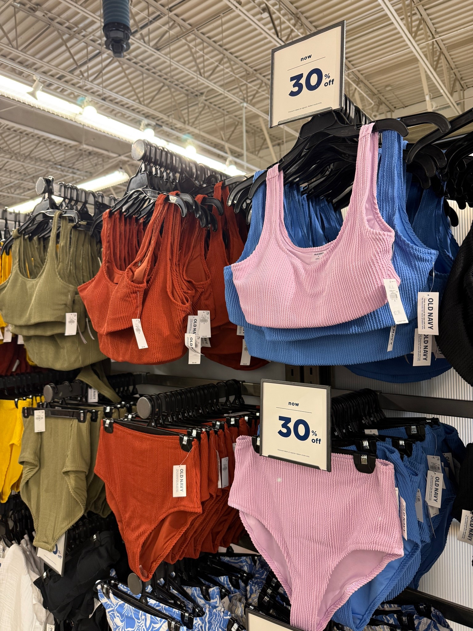 7 month postpartum bod a two piece swimsuit high waisted bottom is my bestfriend 👙

#LTKTravel #LTKSwim #LTKPetite