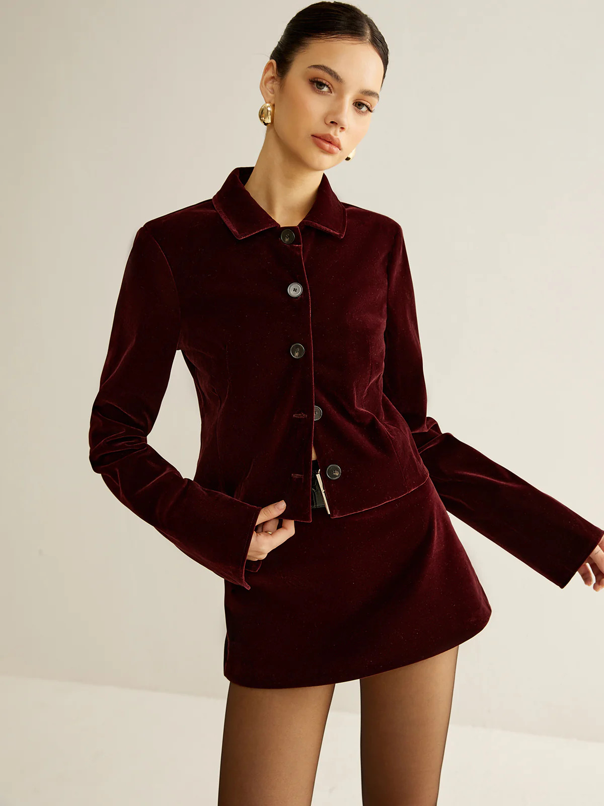 Velvet Lapel Short Blazer | Commense