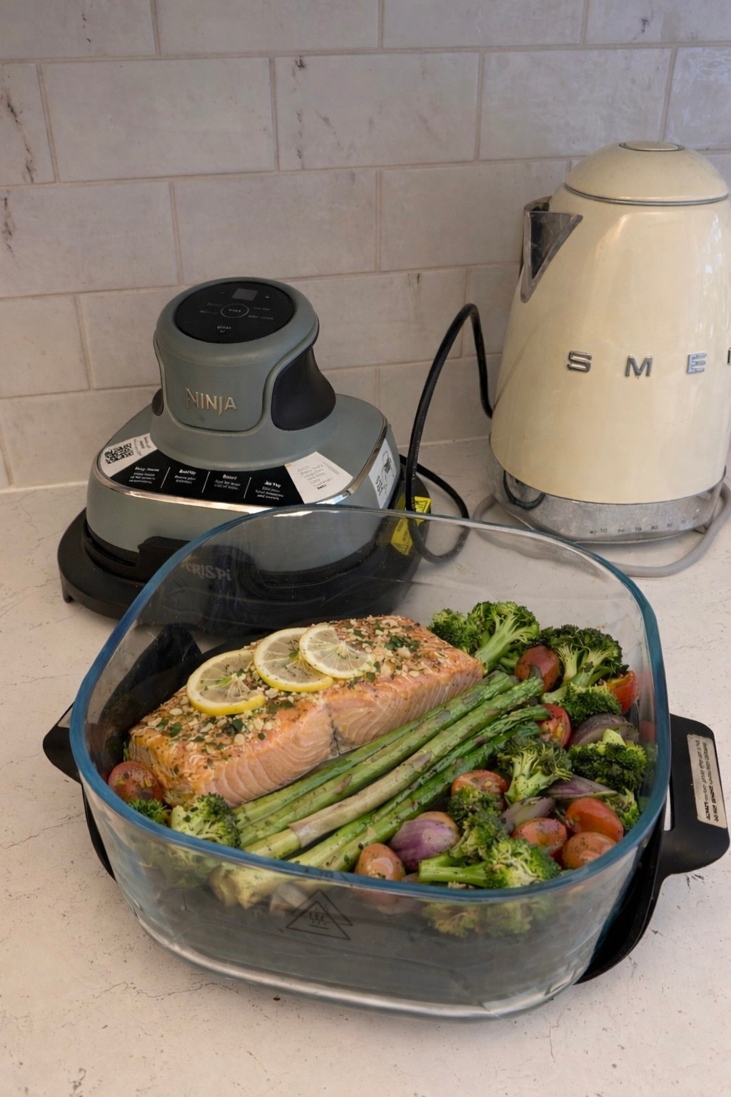 If you're thinking about easy Iftar prep this Ramadan. this air fryer has been SO good
• I got rid of my old air fryer, which
was triple this size basically a huge black box which didn't match my kitchen. It's really quick & easy to use.
Also stores great, & you can serve meals in this glass container so there's less washing

@Wayfair 

#LTKhome #LTKuk #LTKgiftguide