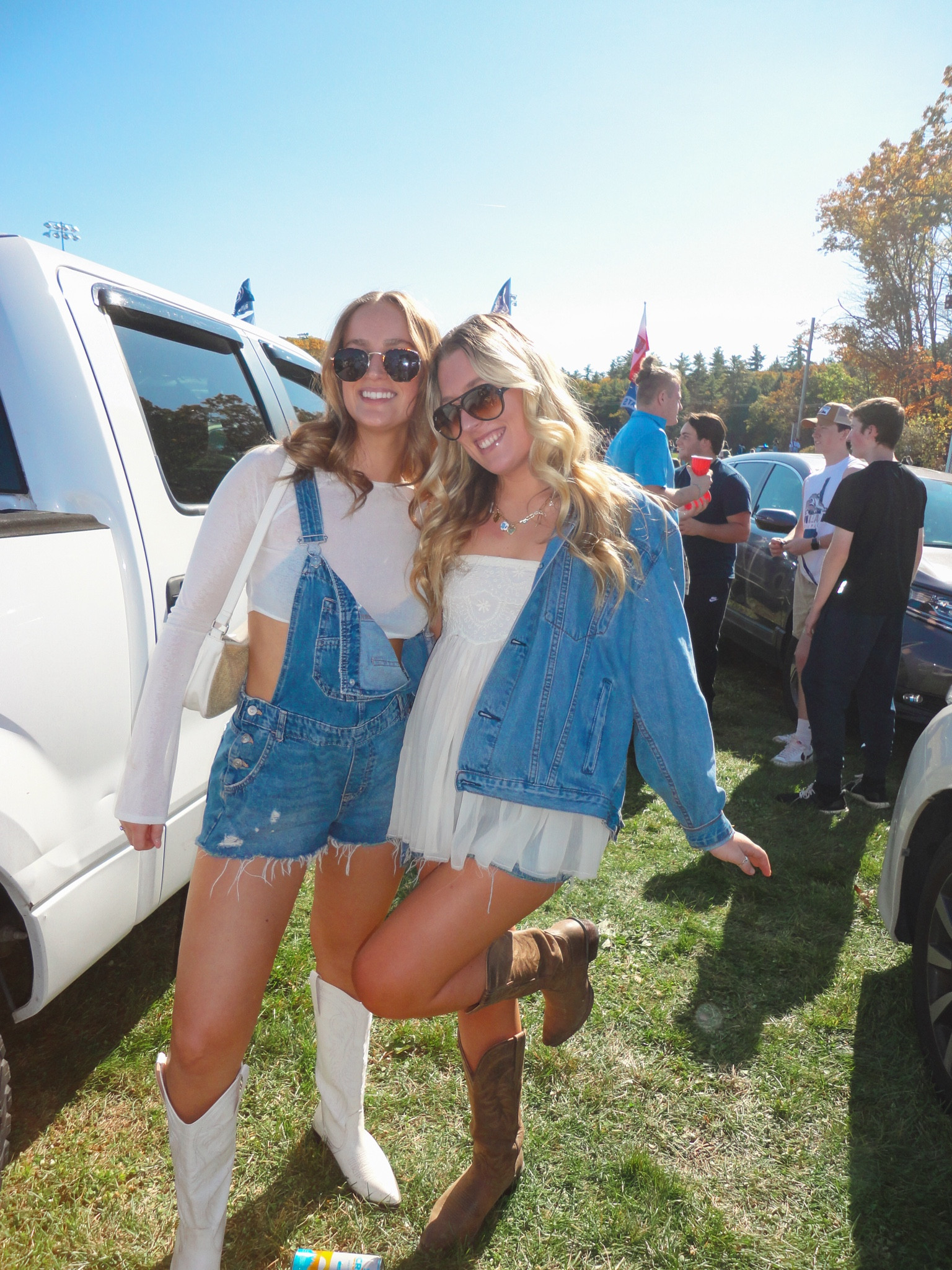 tailgate country concert outfit
