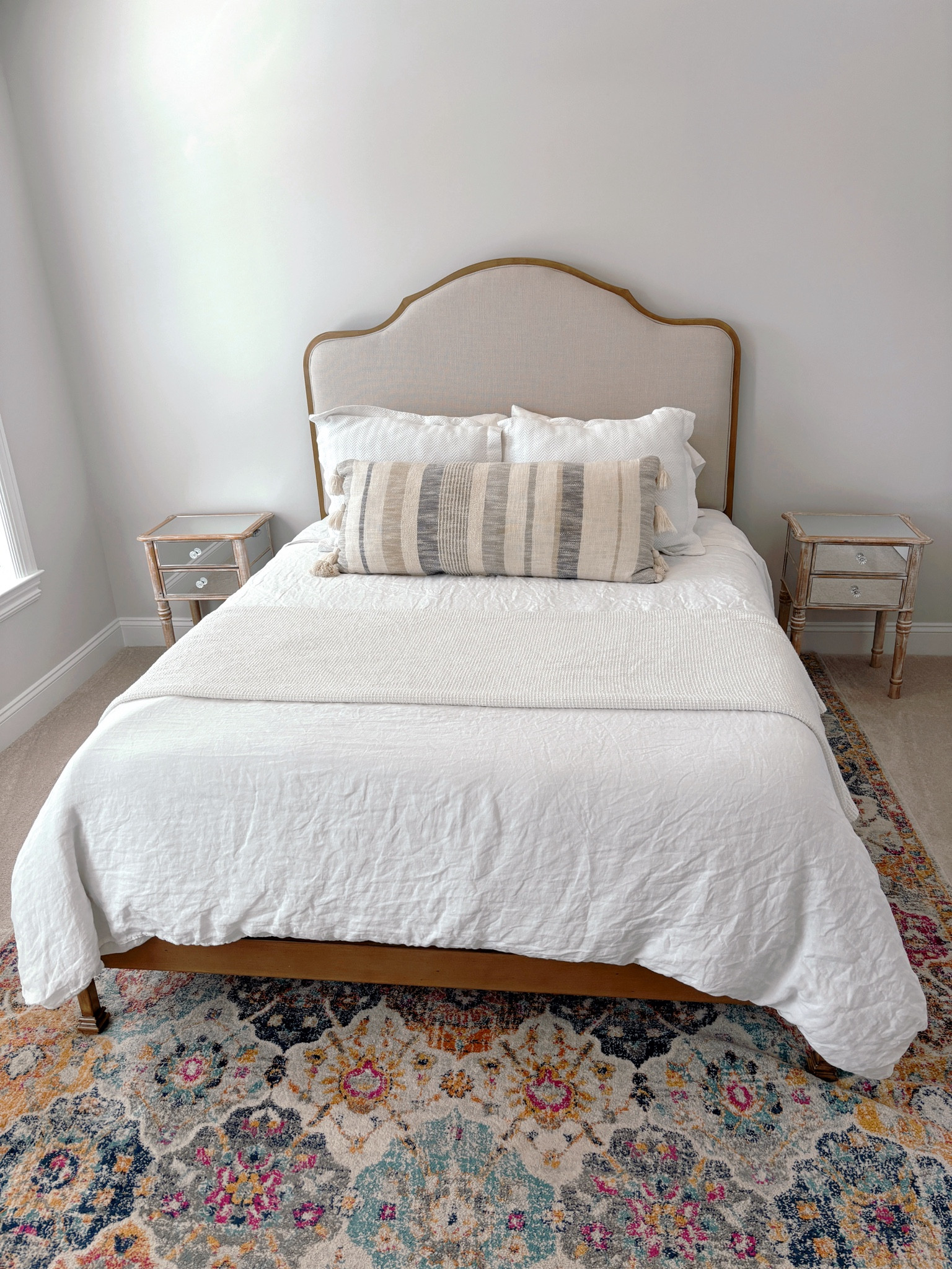 Guest Bedroom 🛏️

#LTKhome #LTKfamily #LTKstyletip