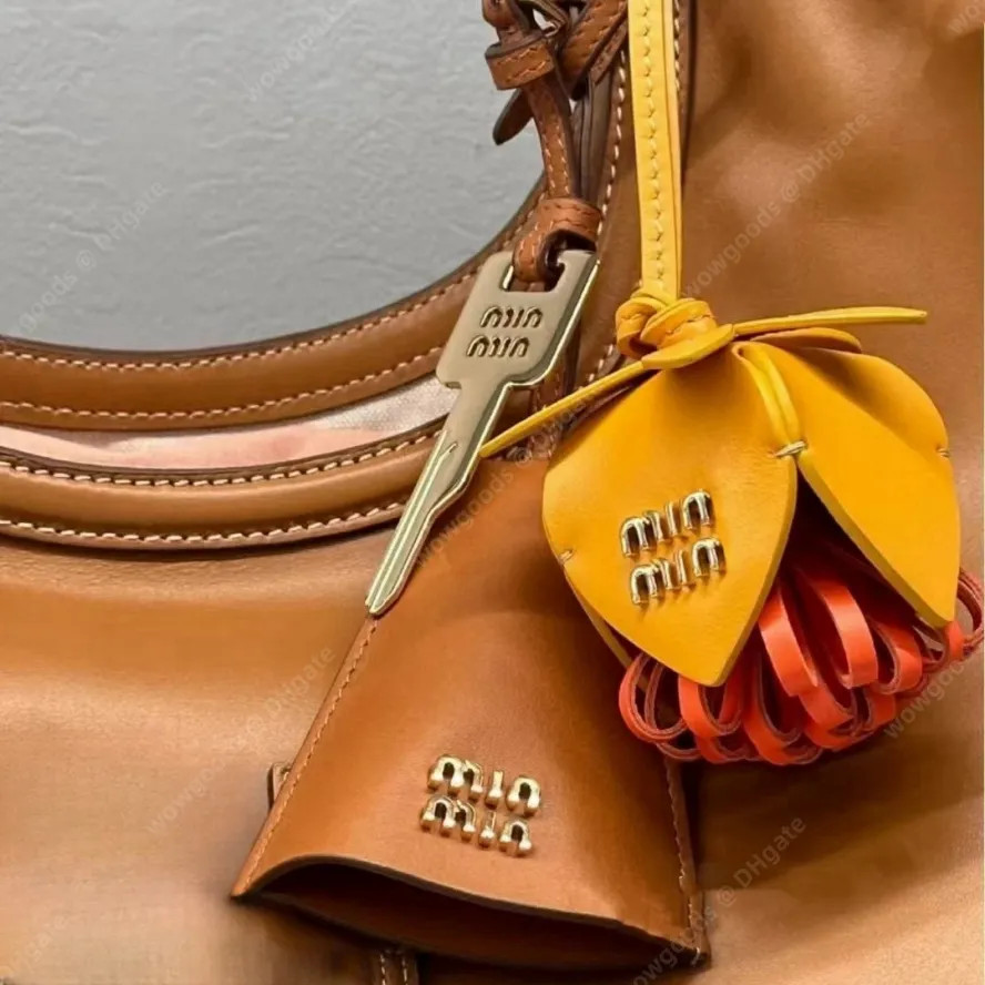 Designer Keychain & Luxury Bag Charm Lanyards Trendy Key Wallet Bag chain Accessries Fashion Men ... | DHGate