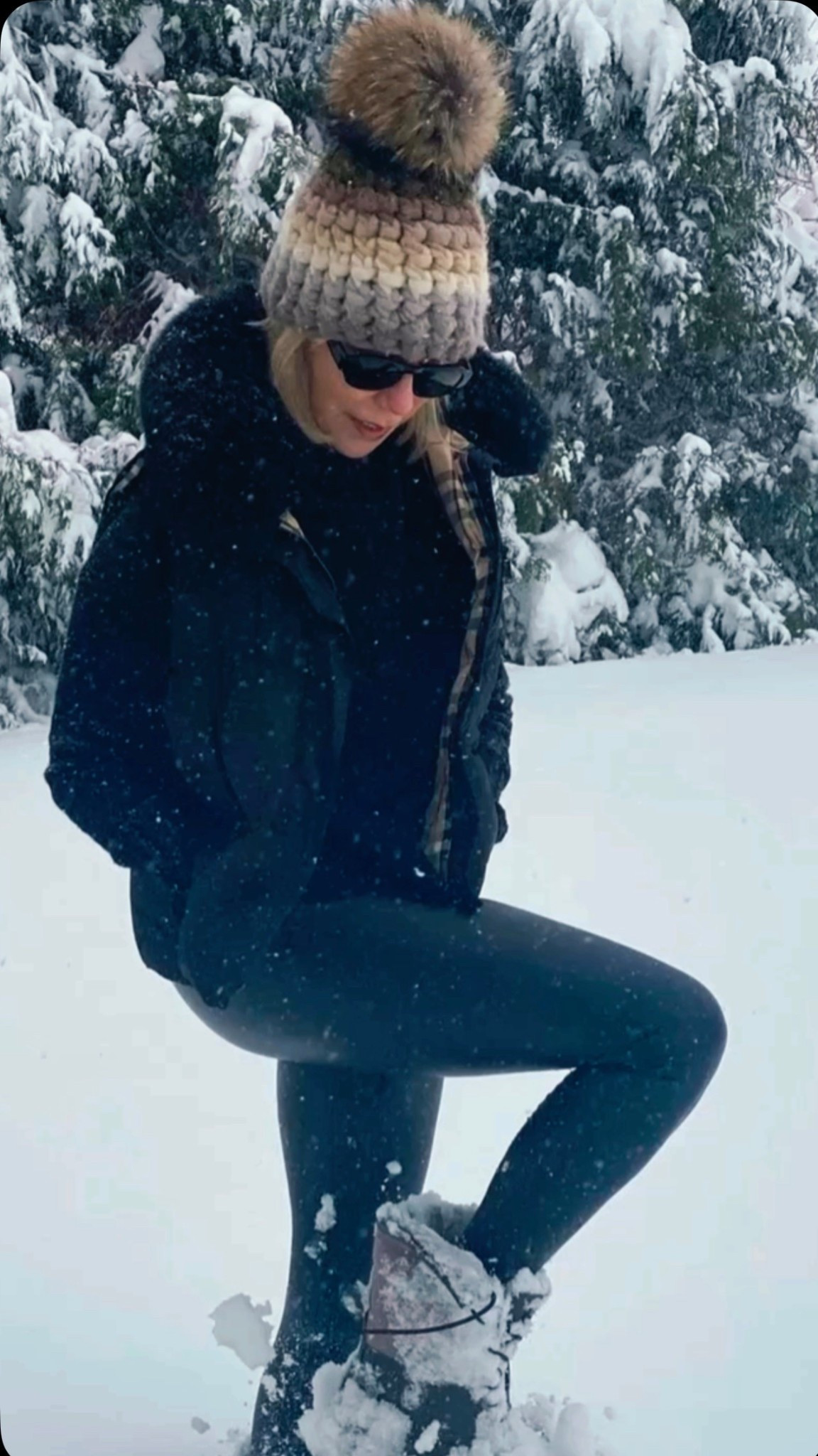 While many of my friends are currently in Florida indulging in summer fashion trends, I’m home, grateful for my winter wardrobe. It’s freezing here. Although the weather can be quite chilly, numerous brands specialize in winter attire. In fact, our family often vacations in Vermont, where we enthusiastically participate in winter sports and winter fashion!!!  See ya on the slopes! 

#LTKOver40 #LTKSeasonal #LTKdayinmylife