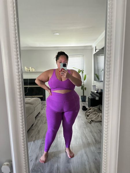 Plus Size Athletic Set

wearing size xl in both beyondyoga top and bottom and they’re SUPER STRETCHY 



#LTKcurves #LTKFitness